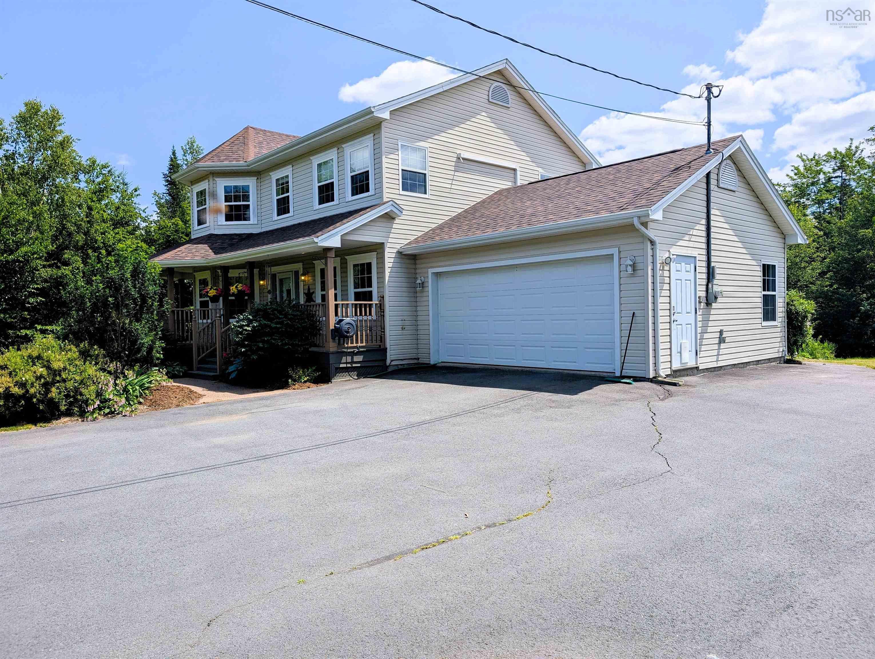 $874,900.00: 94 Valerie Court, Windsor Junction