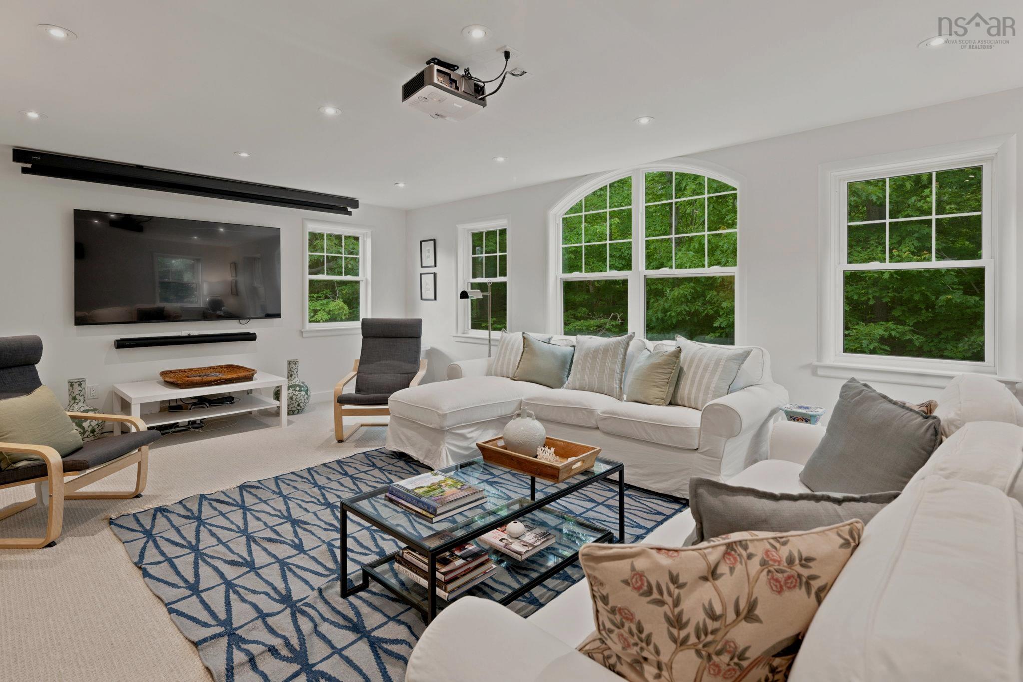 $1,690,000.00: 1135 Rockcliffe Street, Halifax