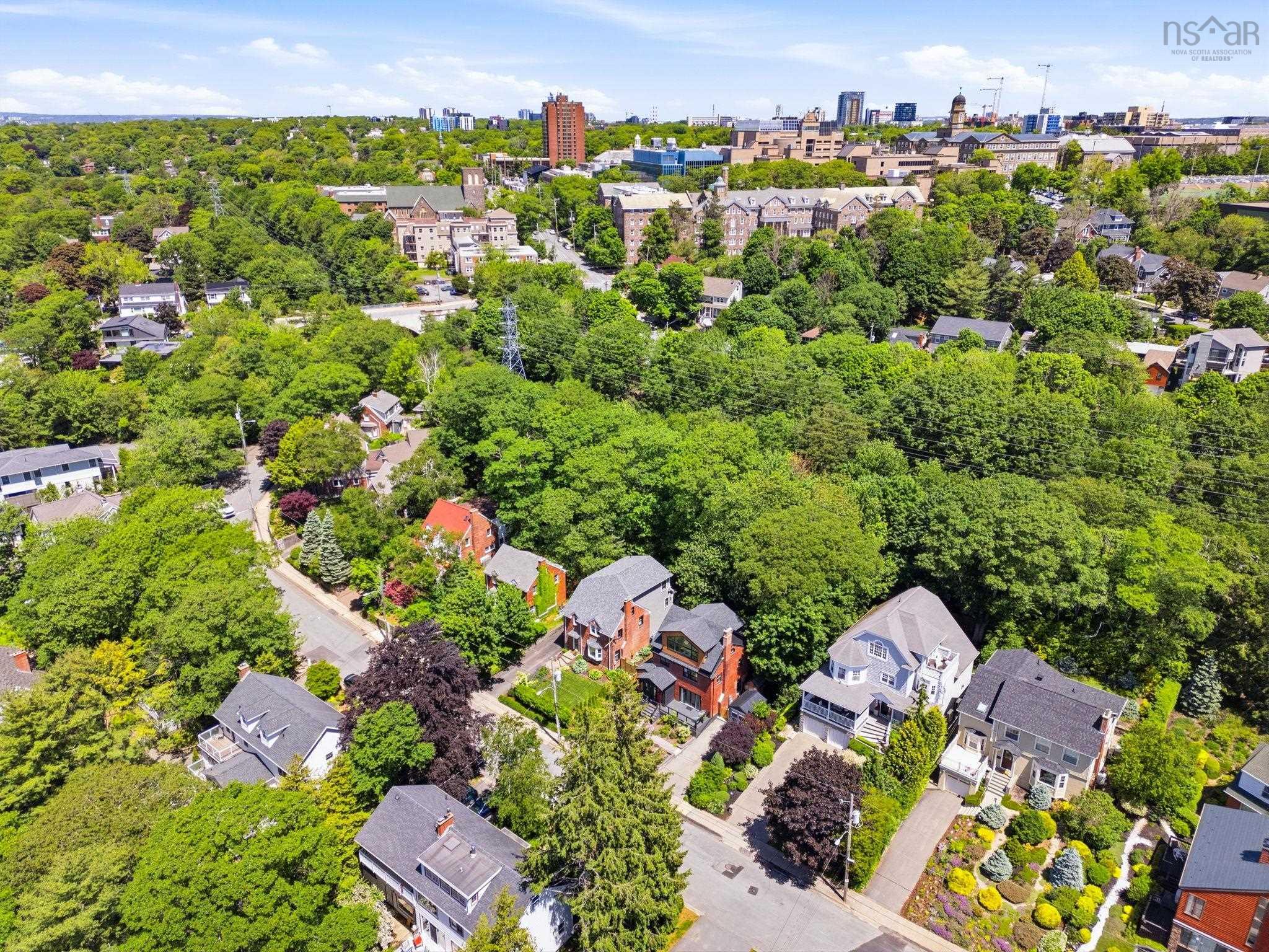 $1,690,000.00: 1135 Rockcliffe Street, Halifax