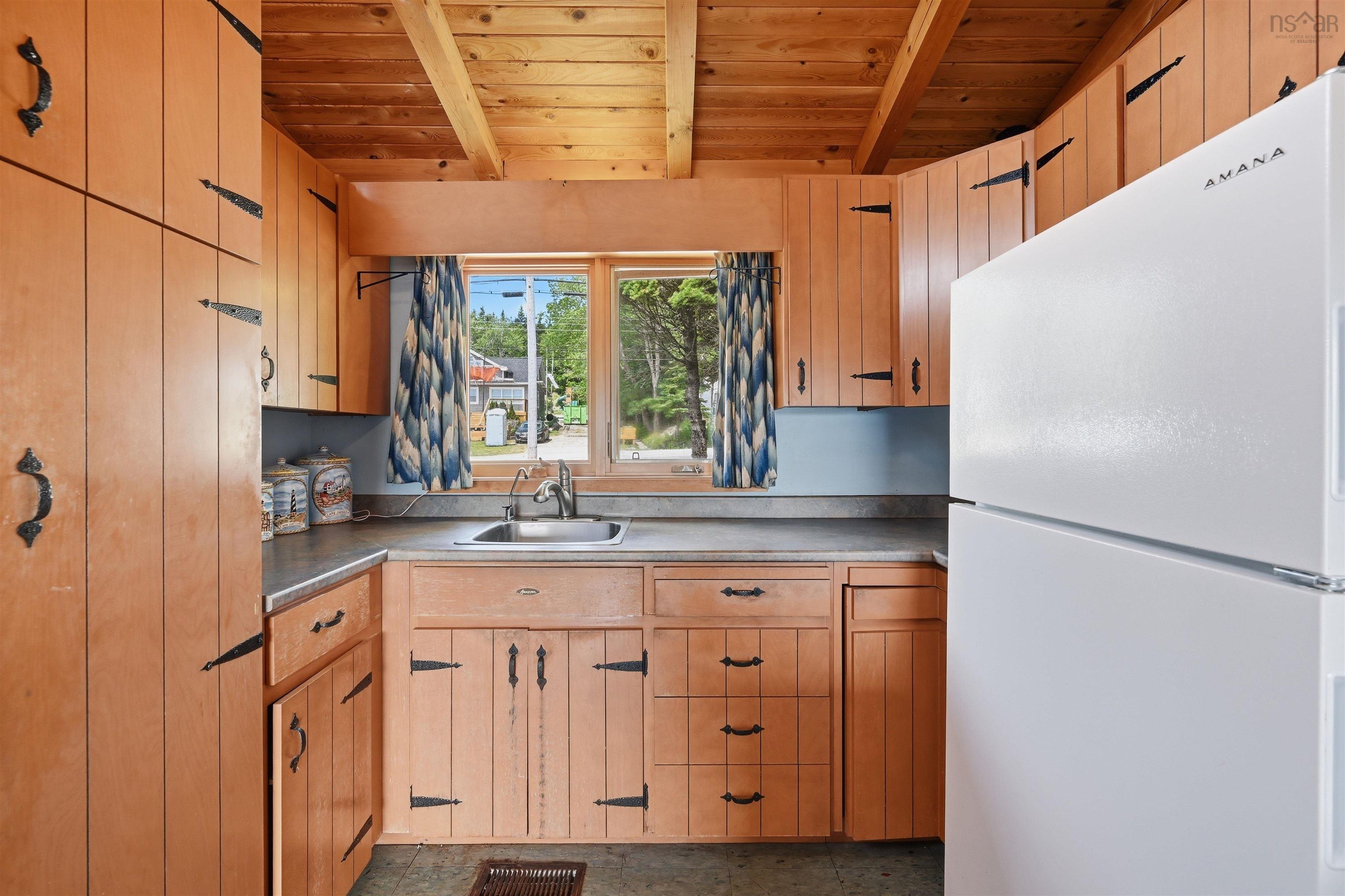 8278 St Margarets Bay Road, Black Point, NS (MLS 202616956)
