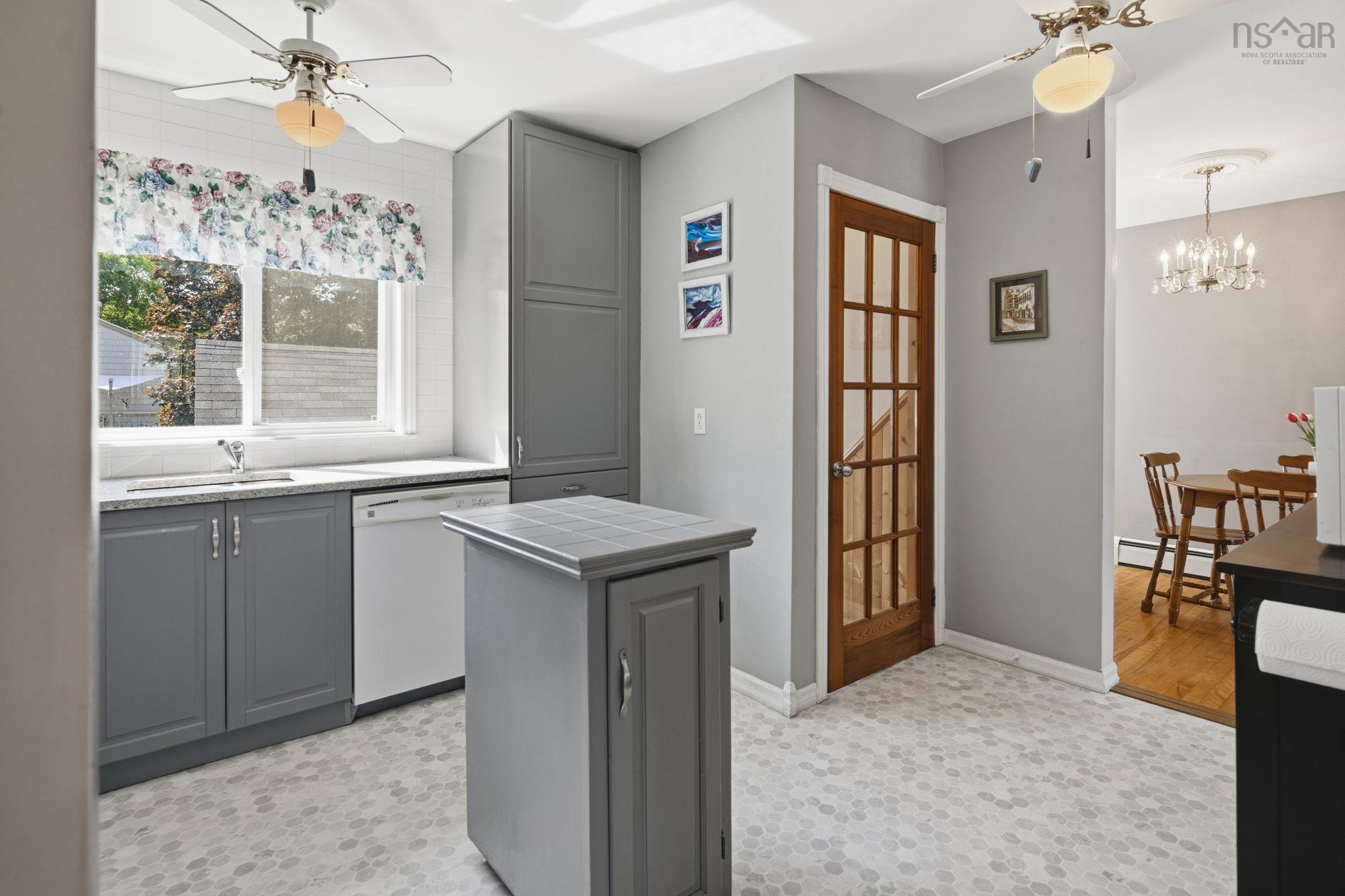 15 Sibley Street, Waverley, NS (MLS 202616961)