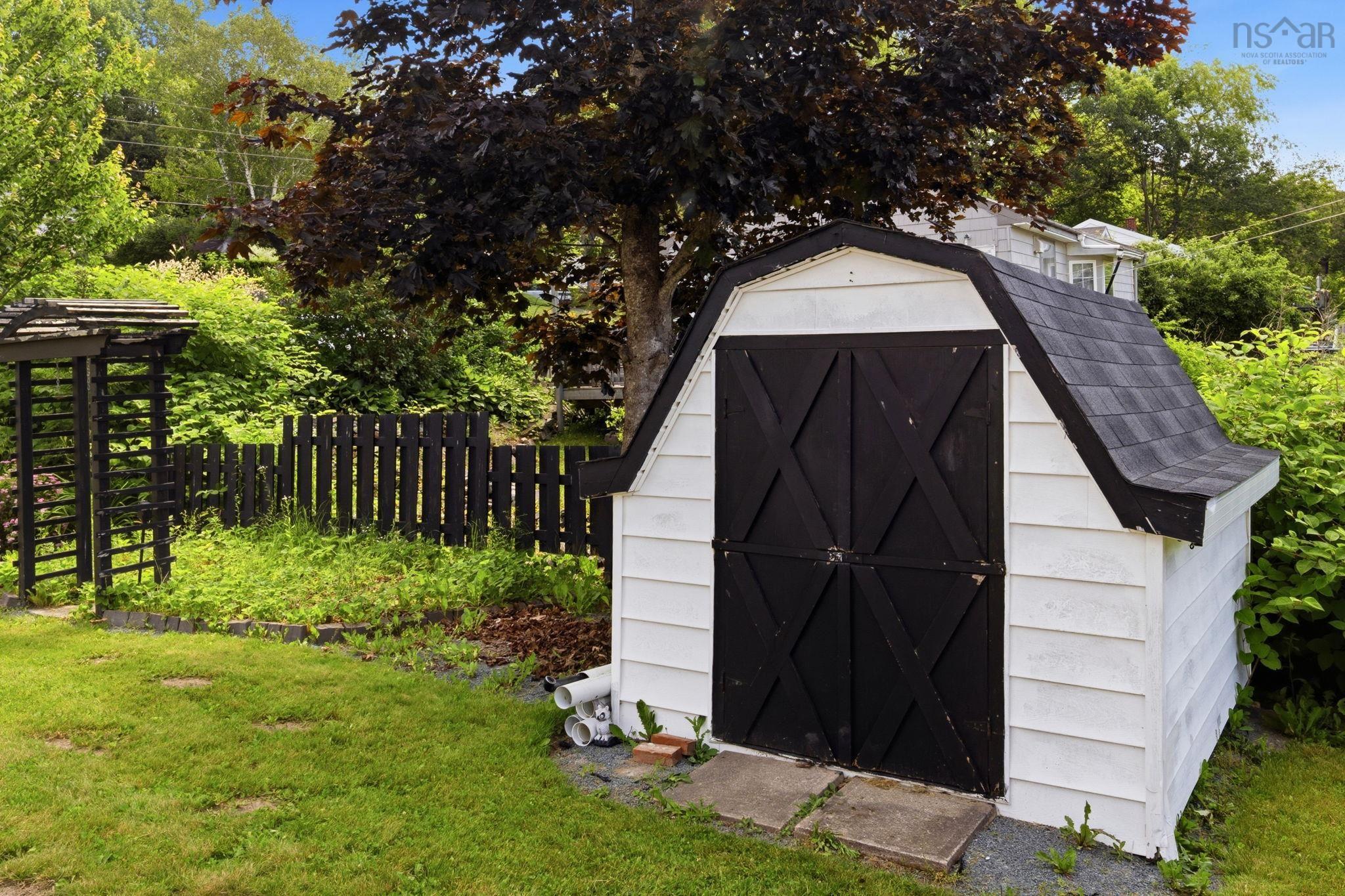 15 Sibley Street, Waverley, NS (MLS 202616961)