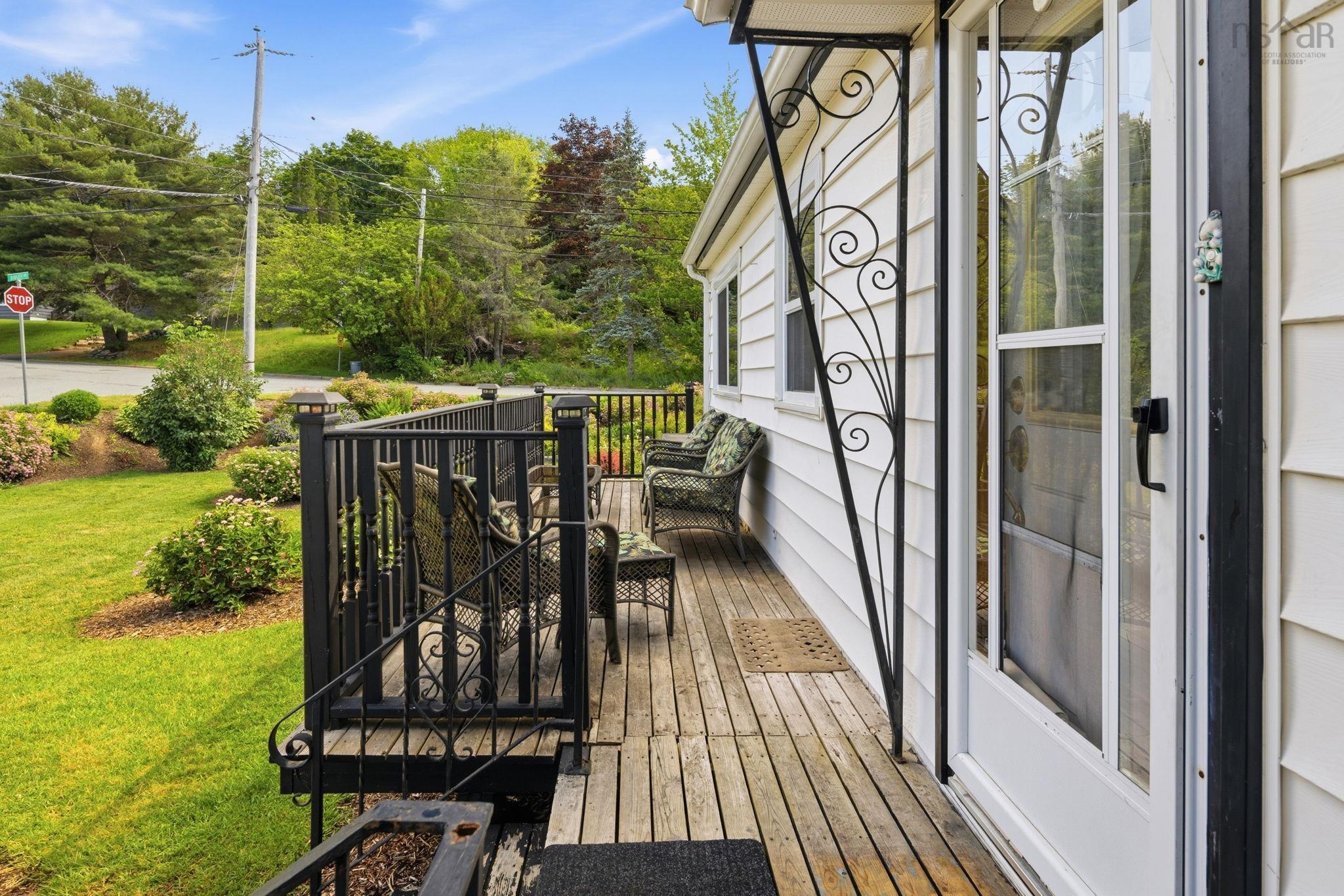 15 Sibley Street, Waverley, NS (MLS 202616961)
