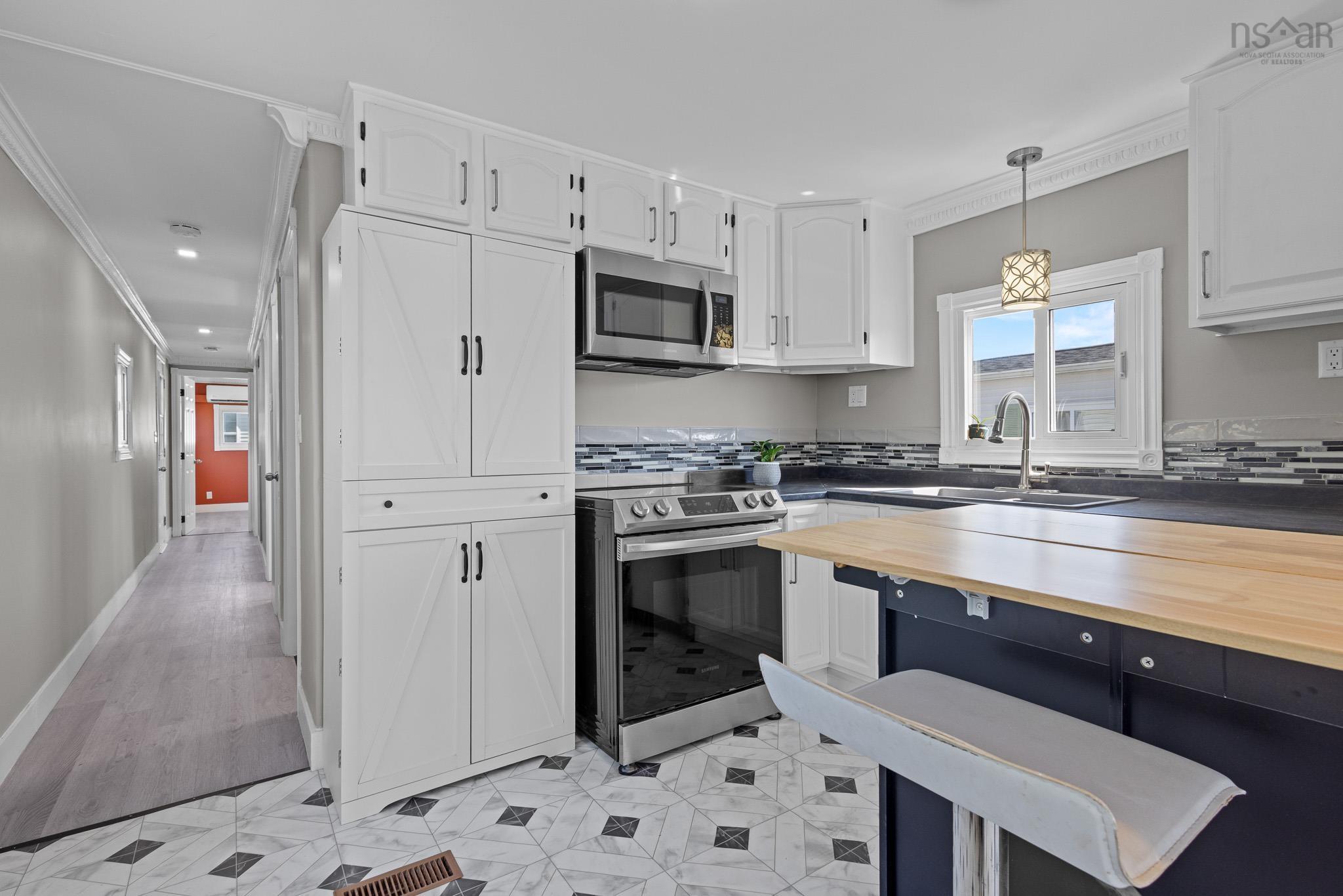 1 Bishop Avenue, Dartmouth, NS (MLS 202617025)