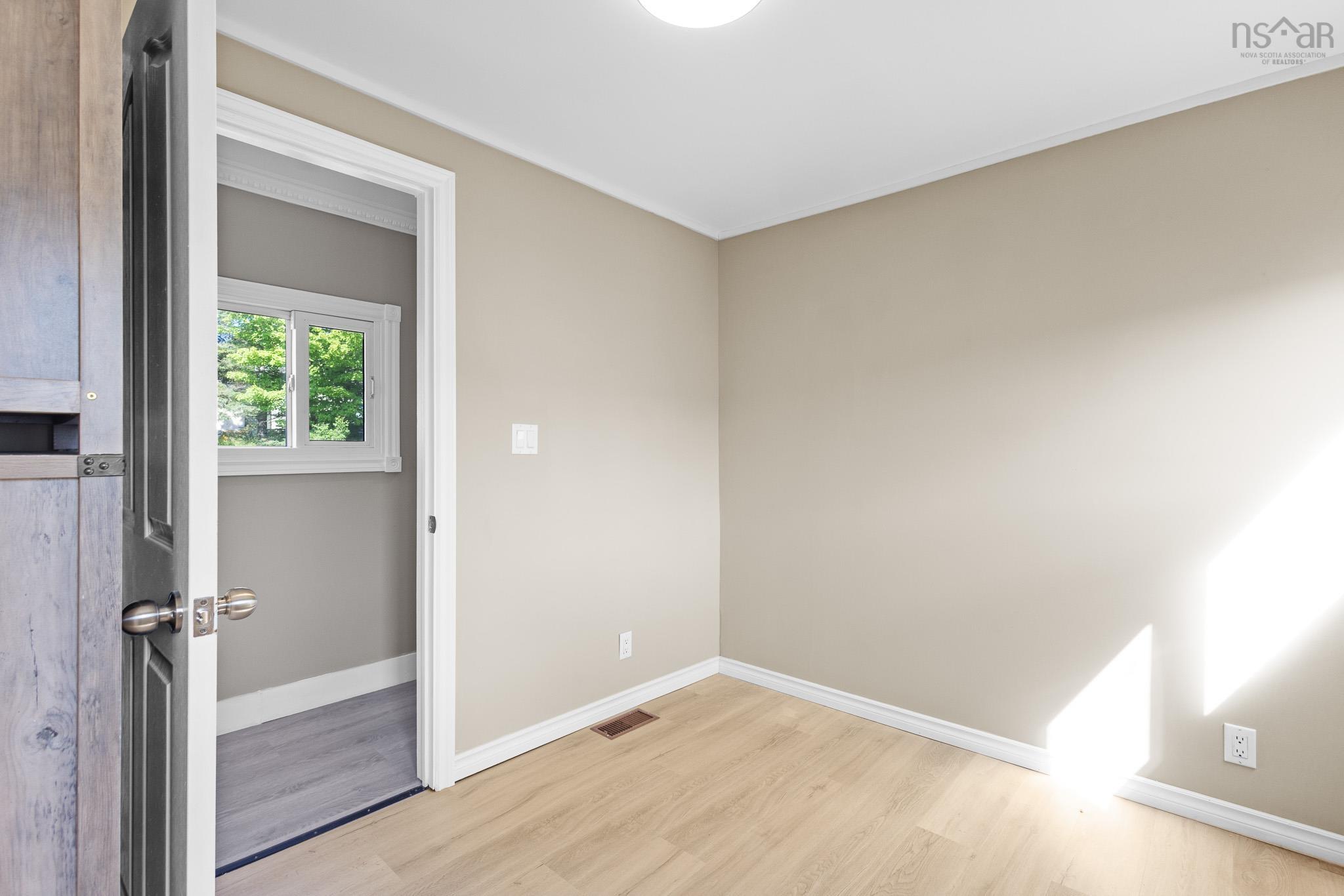 1 Bishop Avenue, Dartmouth, NS (MLS 202617025)