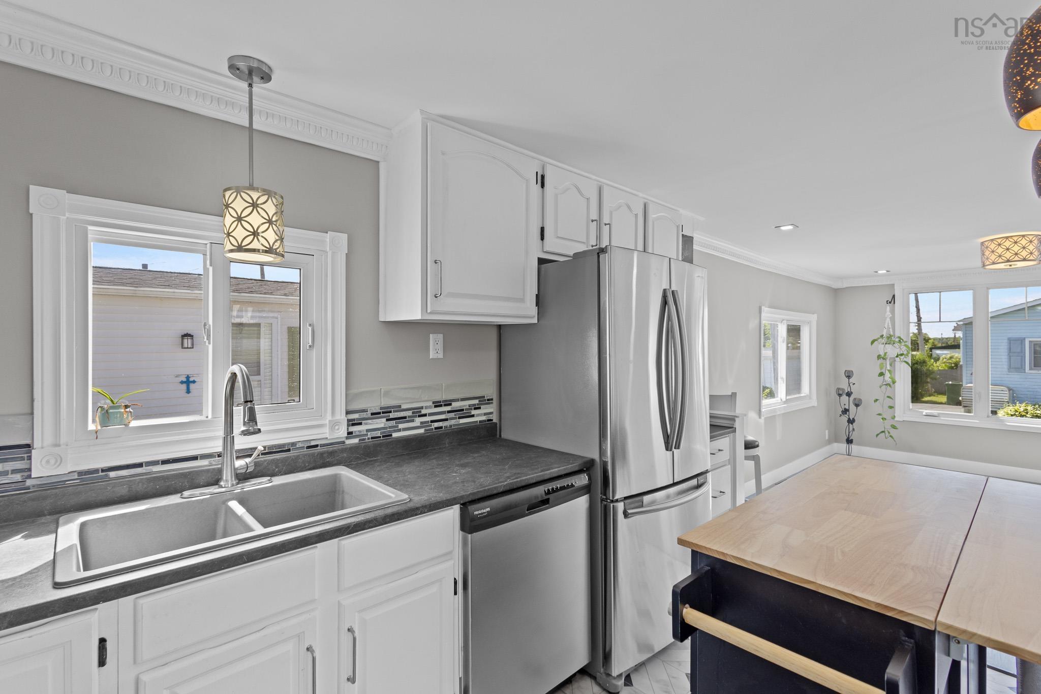 1 Bishop Avenue, Dartmouth, NS (MLS 202617025)