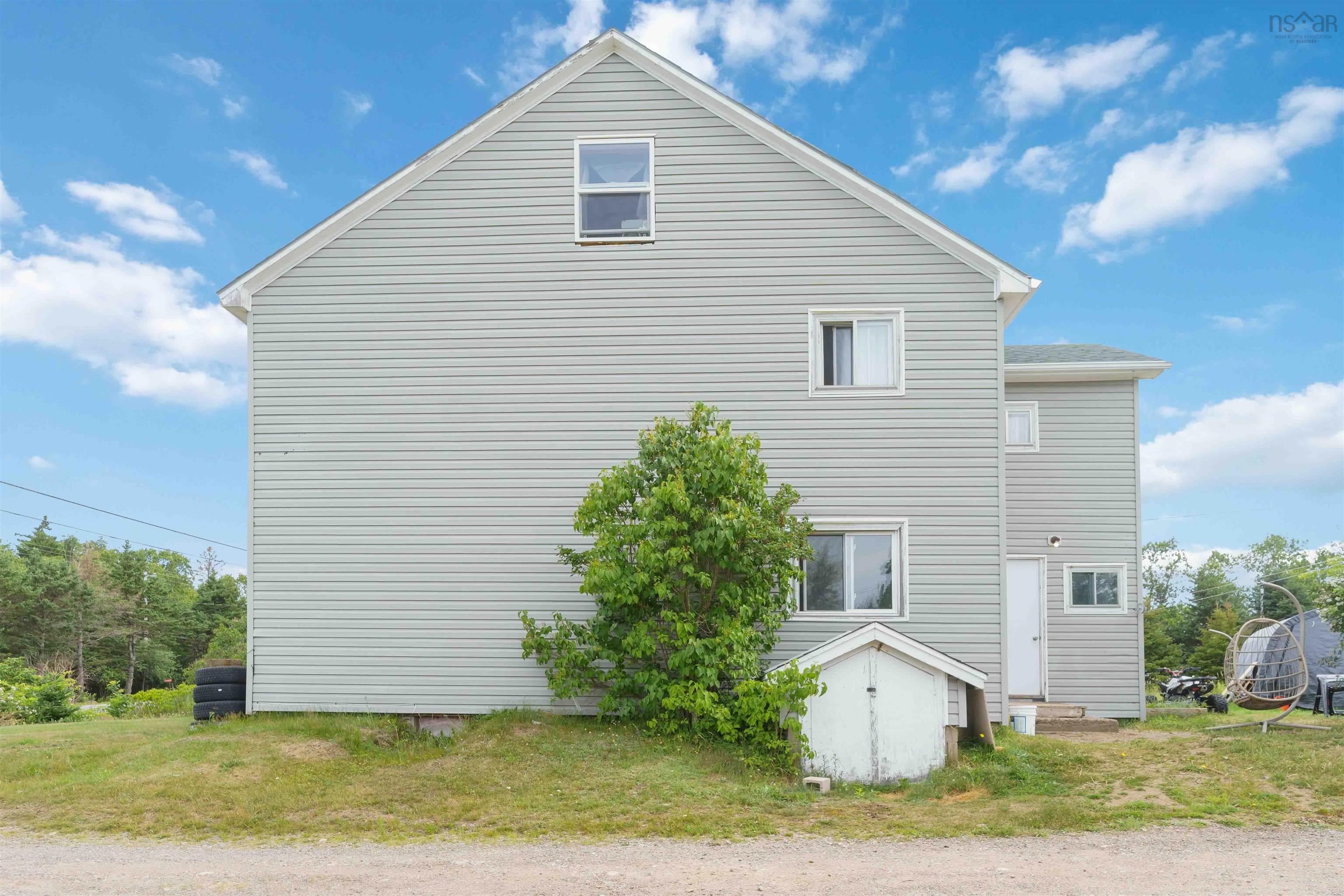 $429,000.00: 8960 Highway 101, Brighton
