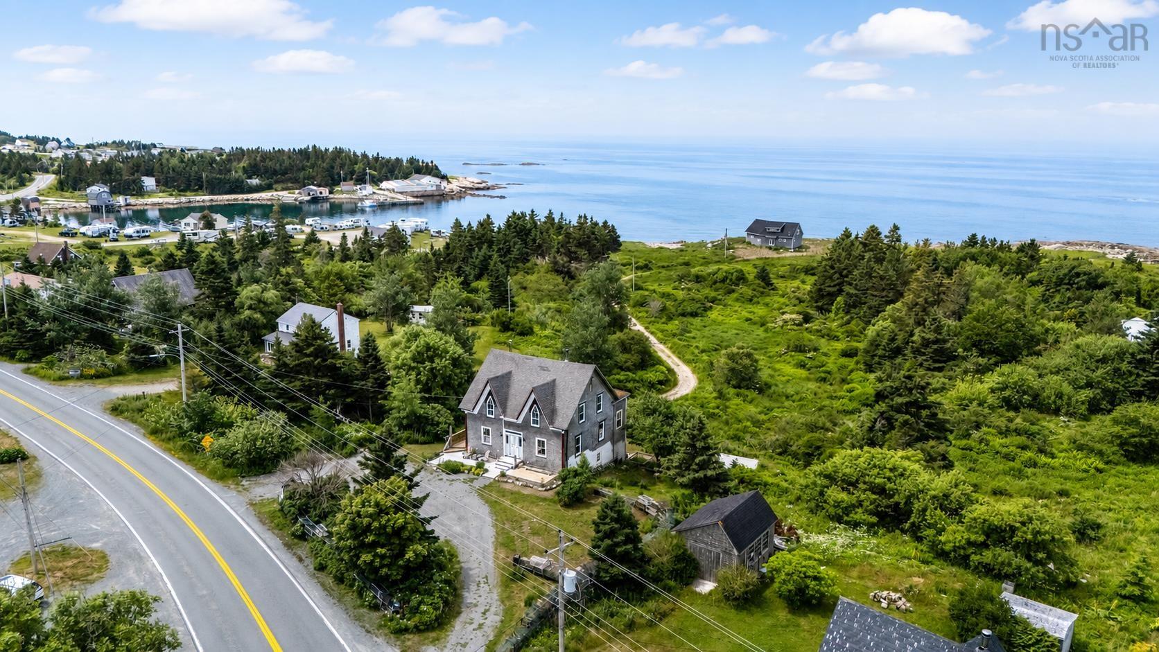$599,000.00: 8580 Peggys Cove, Indian Harbour