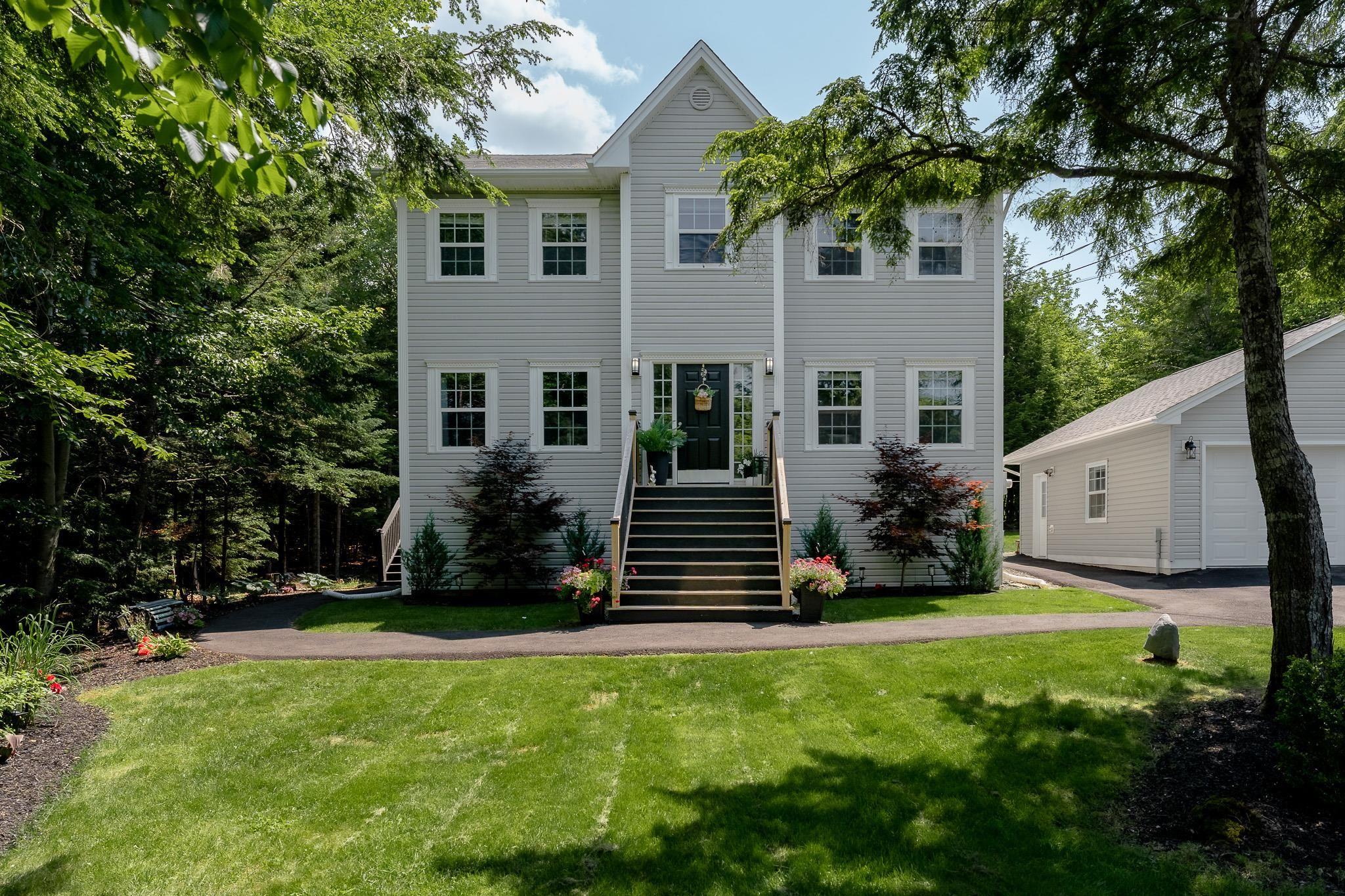 $717,500.00: 579 Waterstone Run, Hammonds Plains
