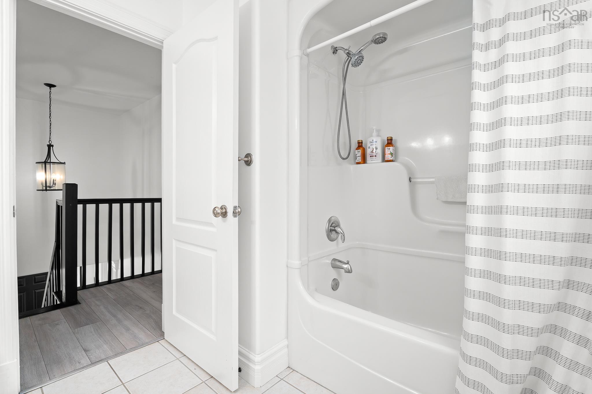$717,500.00: 579 Waterstone Run, Hammonds Plains