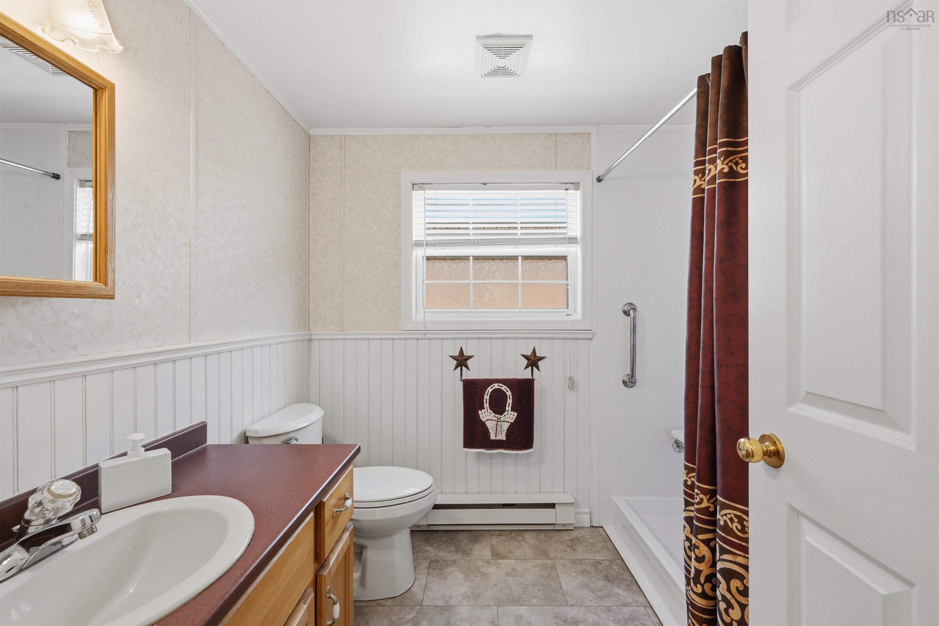 17 Lynn Court, Lower Sackville, NS (MLS 202617059)
