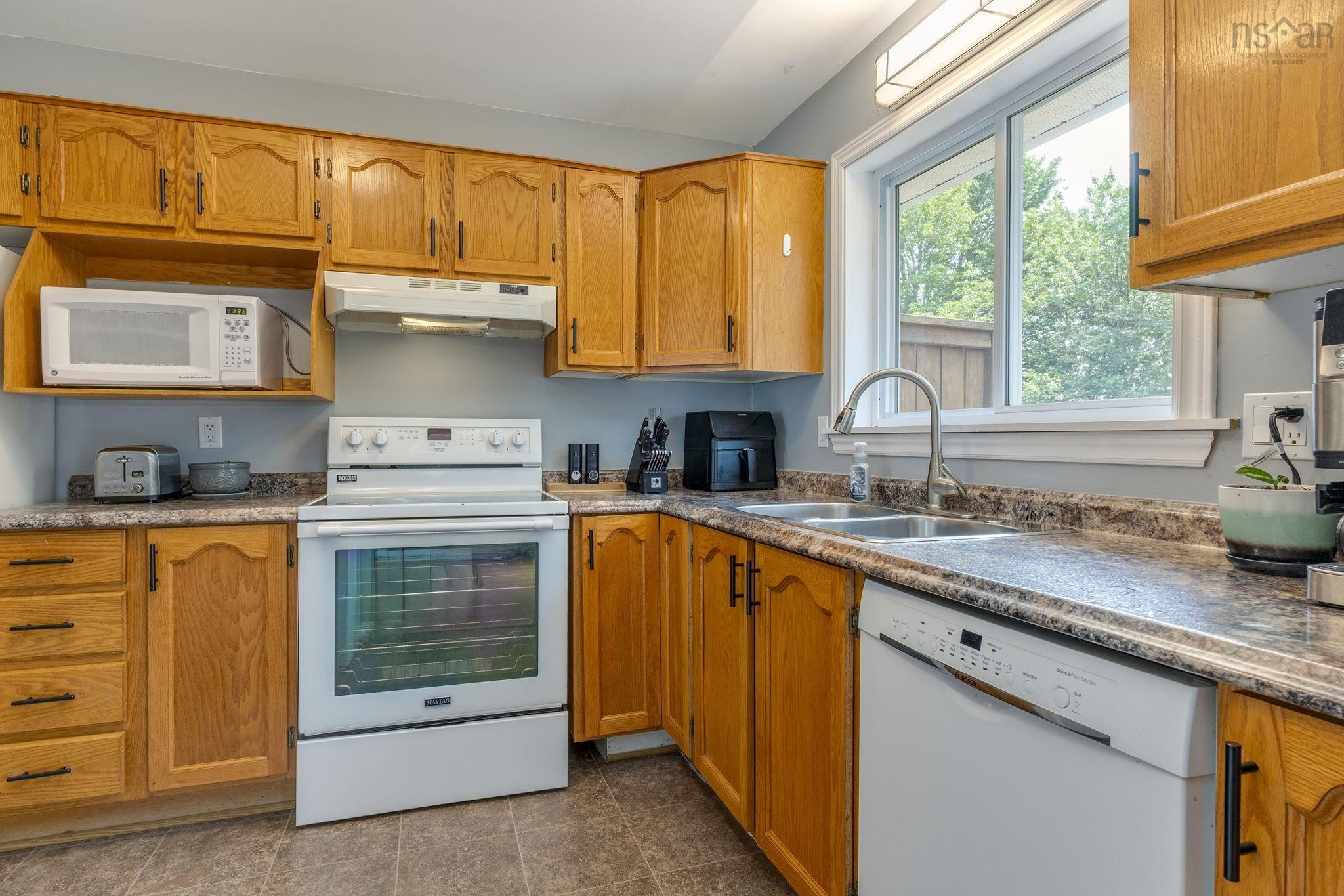 27 Florence Place Court, Lower Sackville, NS (MLS 202617106)