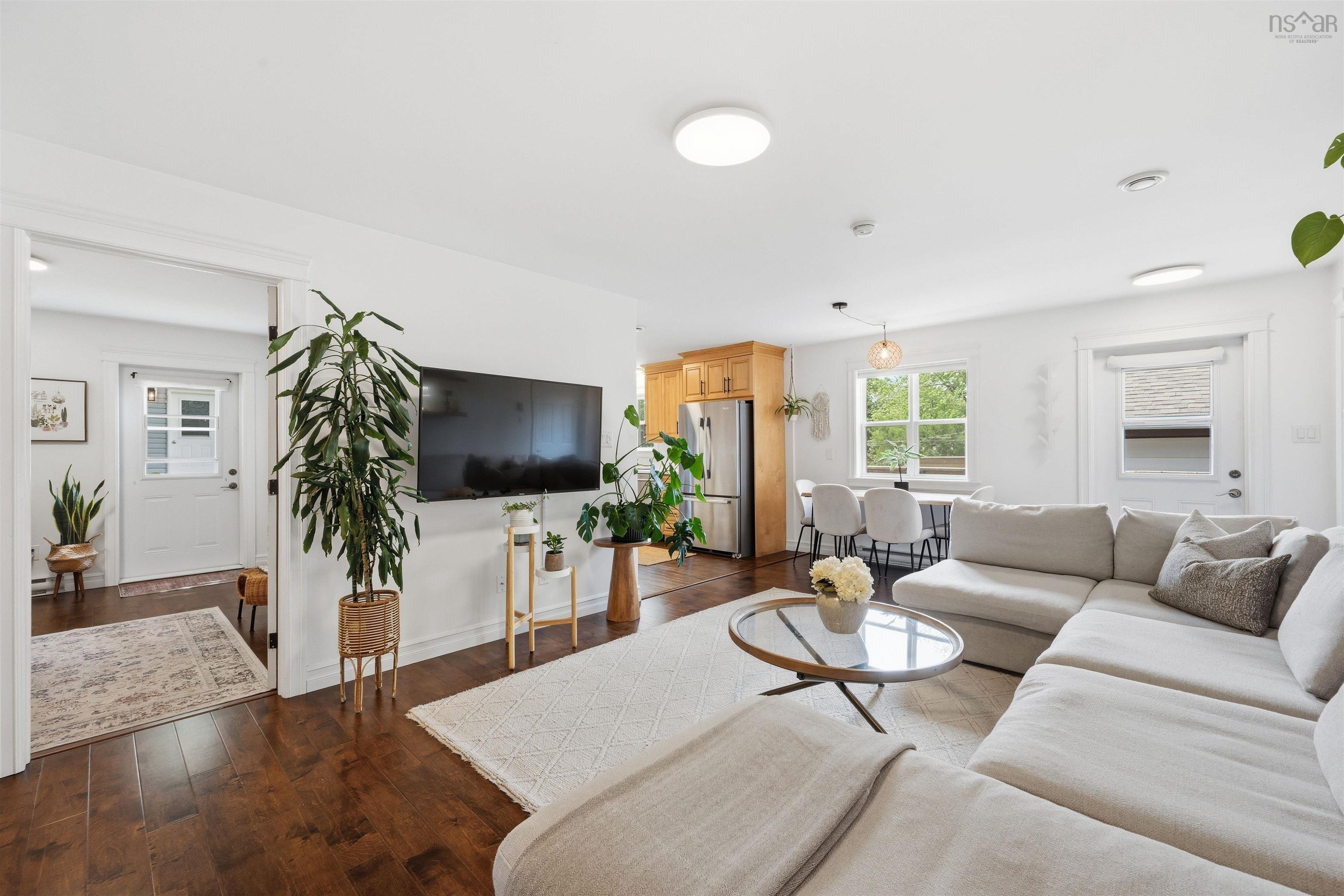 10 Carleton Street, Dartmouth, NS (MLS 202617109)