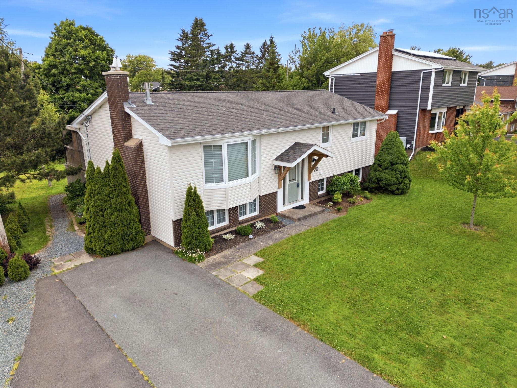20 Hollyoake Lane, Dartmouth, NS (MLS 202617137)