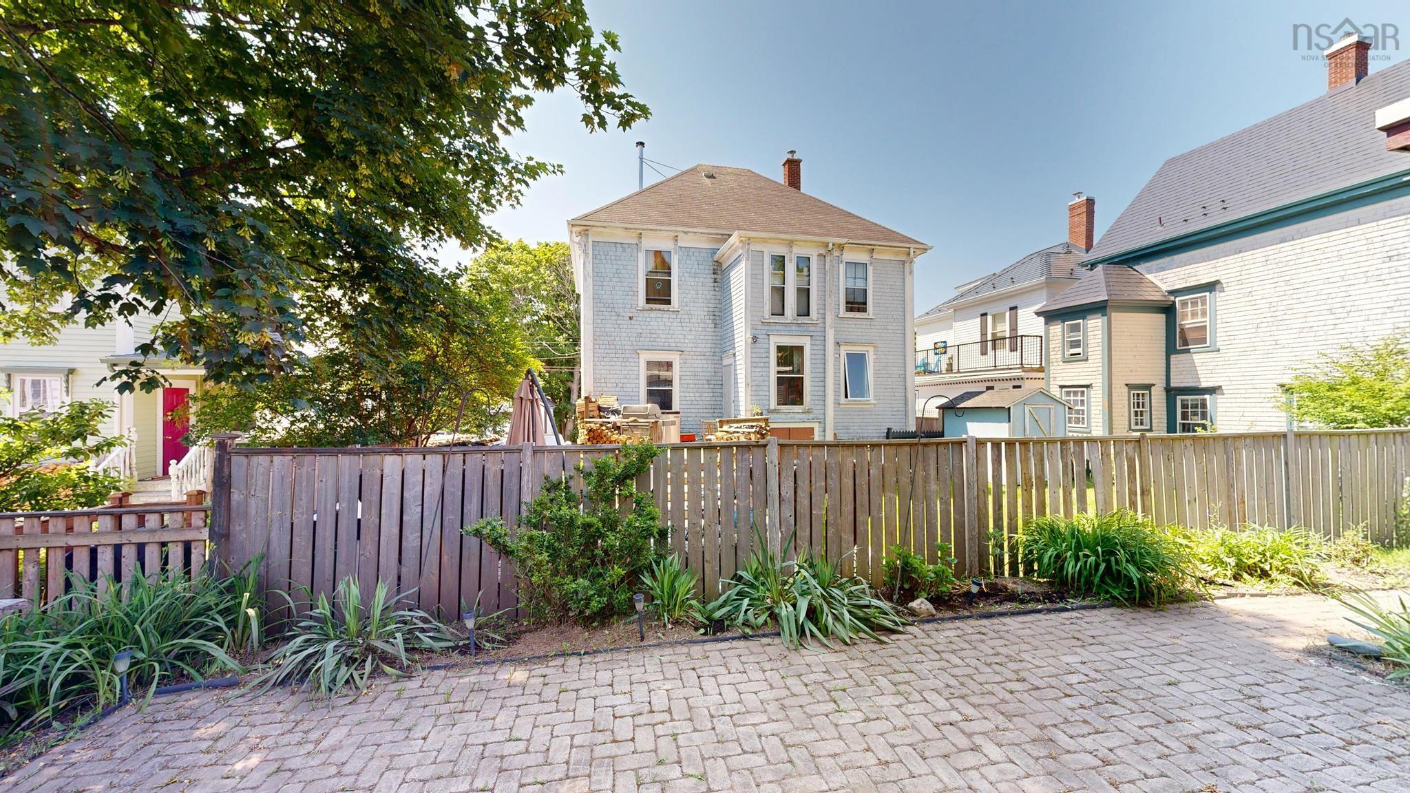 $525,000.00: 46 Fox Street, Lunenburg