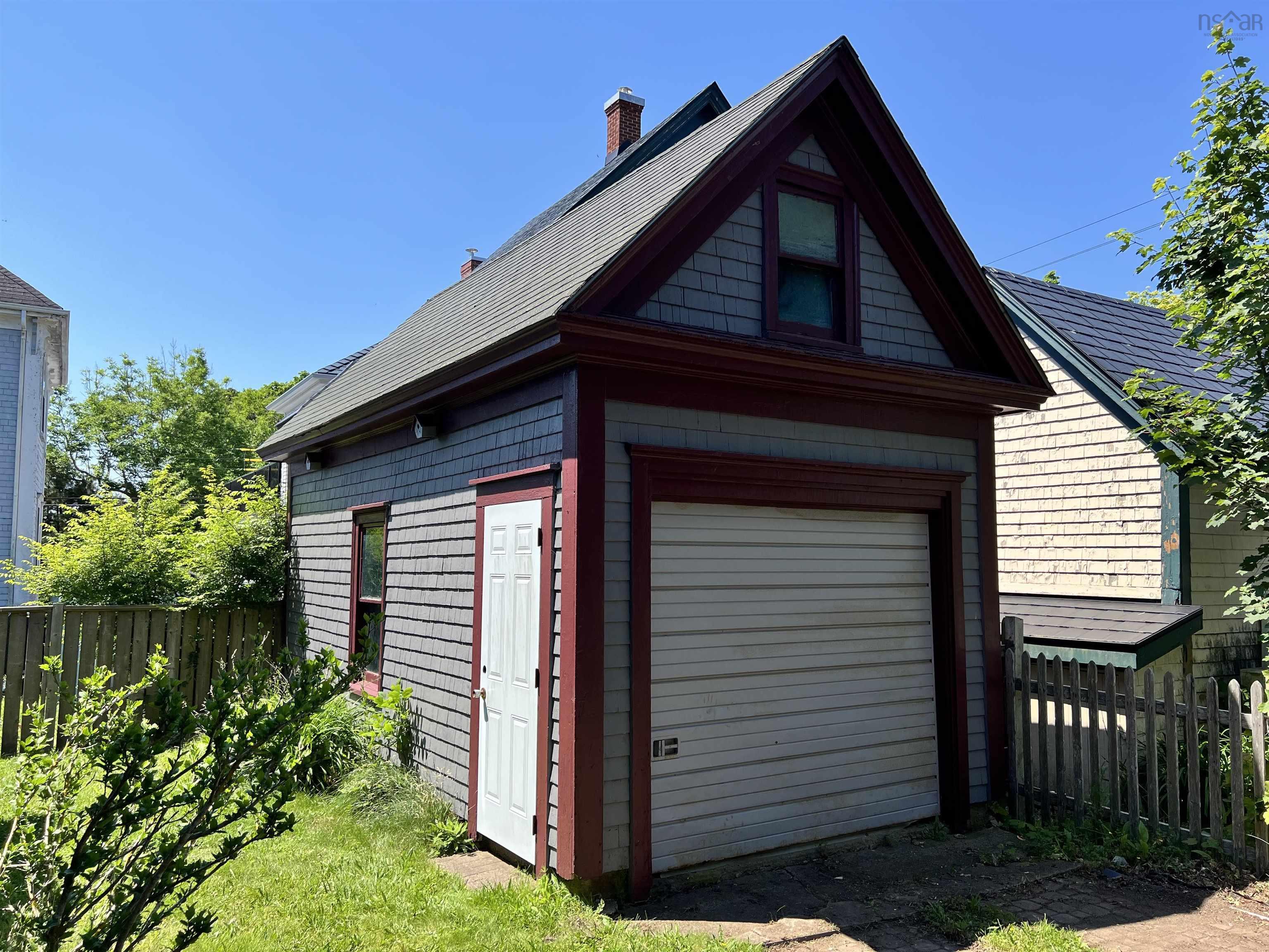 $525,000.00: 46 Fox Street, Lunenburg