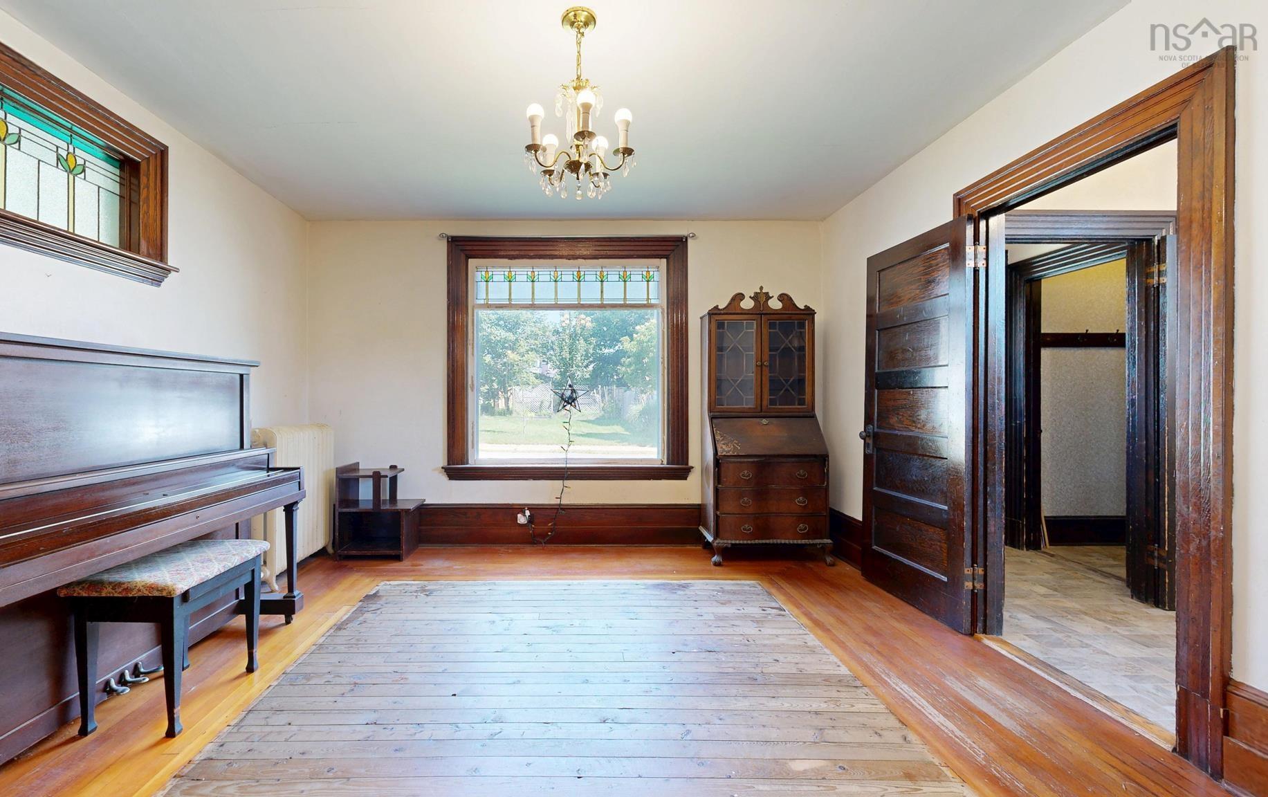 $525,000.00: 46 Fox Street, Lunenburg