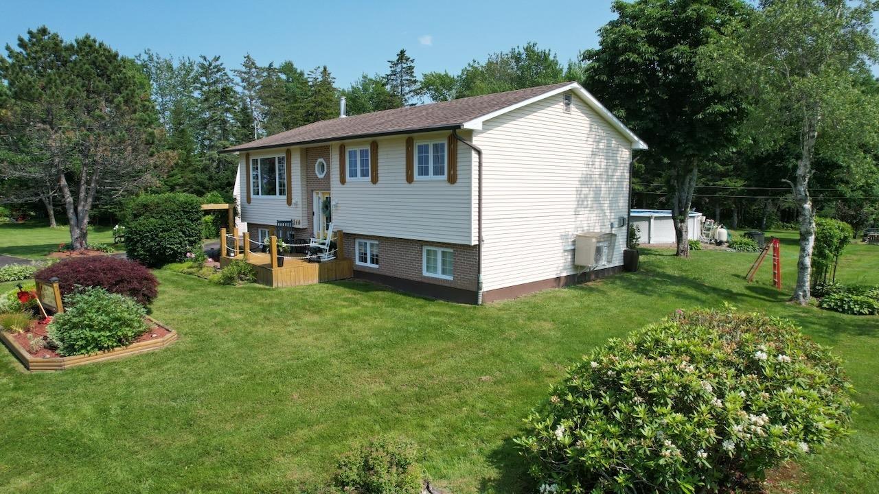 $649,000.00: 2240 204 Highway, Salem
