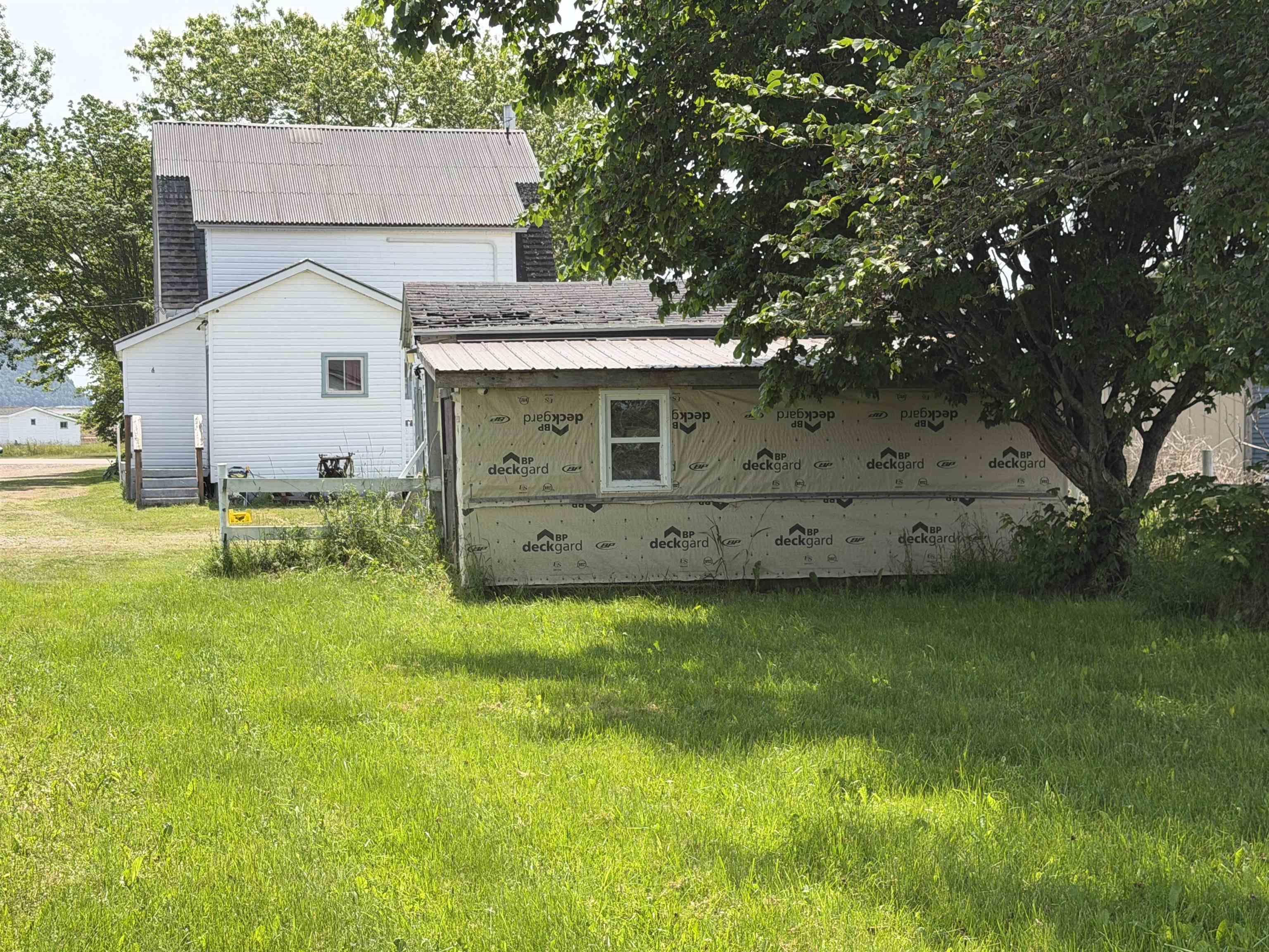 $325,000.00: 3643 Highway 209, Advocate Harbour