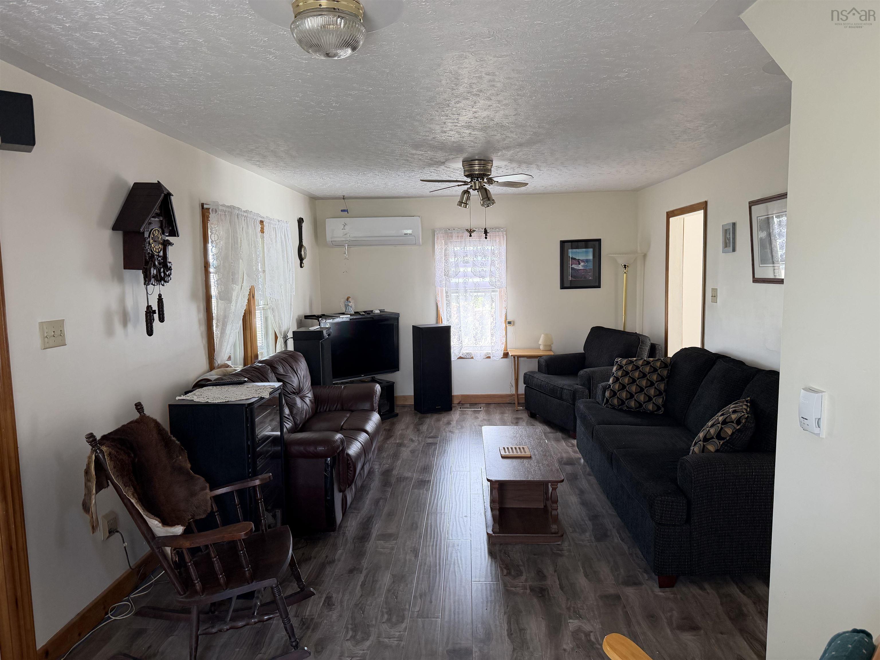 $325,000.00: 3643 Highway 209, Advocate Harbour