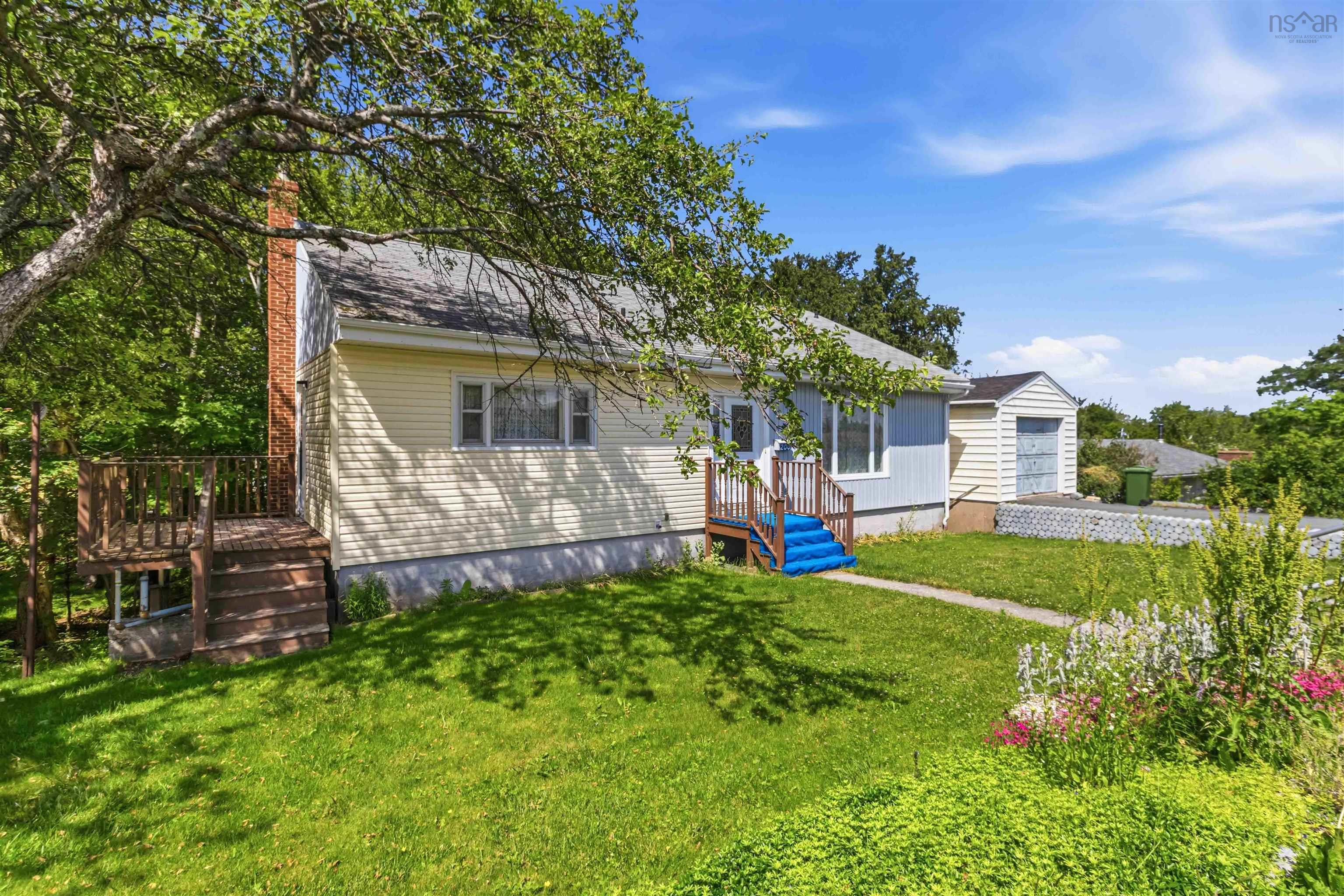 $470,000.00: 200 Caledonia Road, Dartmouth