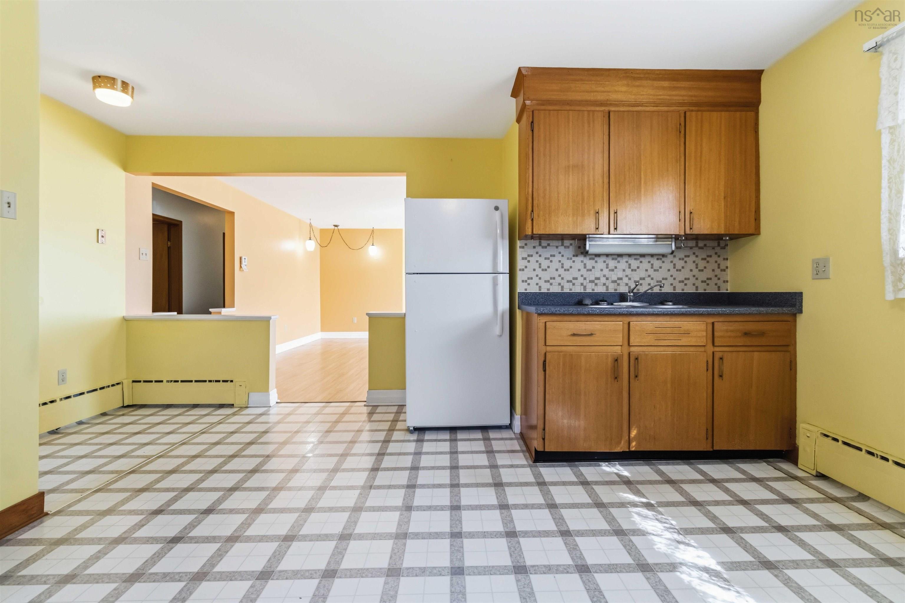 $470,000.00: 200 Caledonia Road, Dartmouth