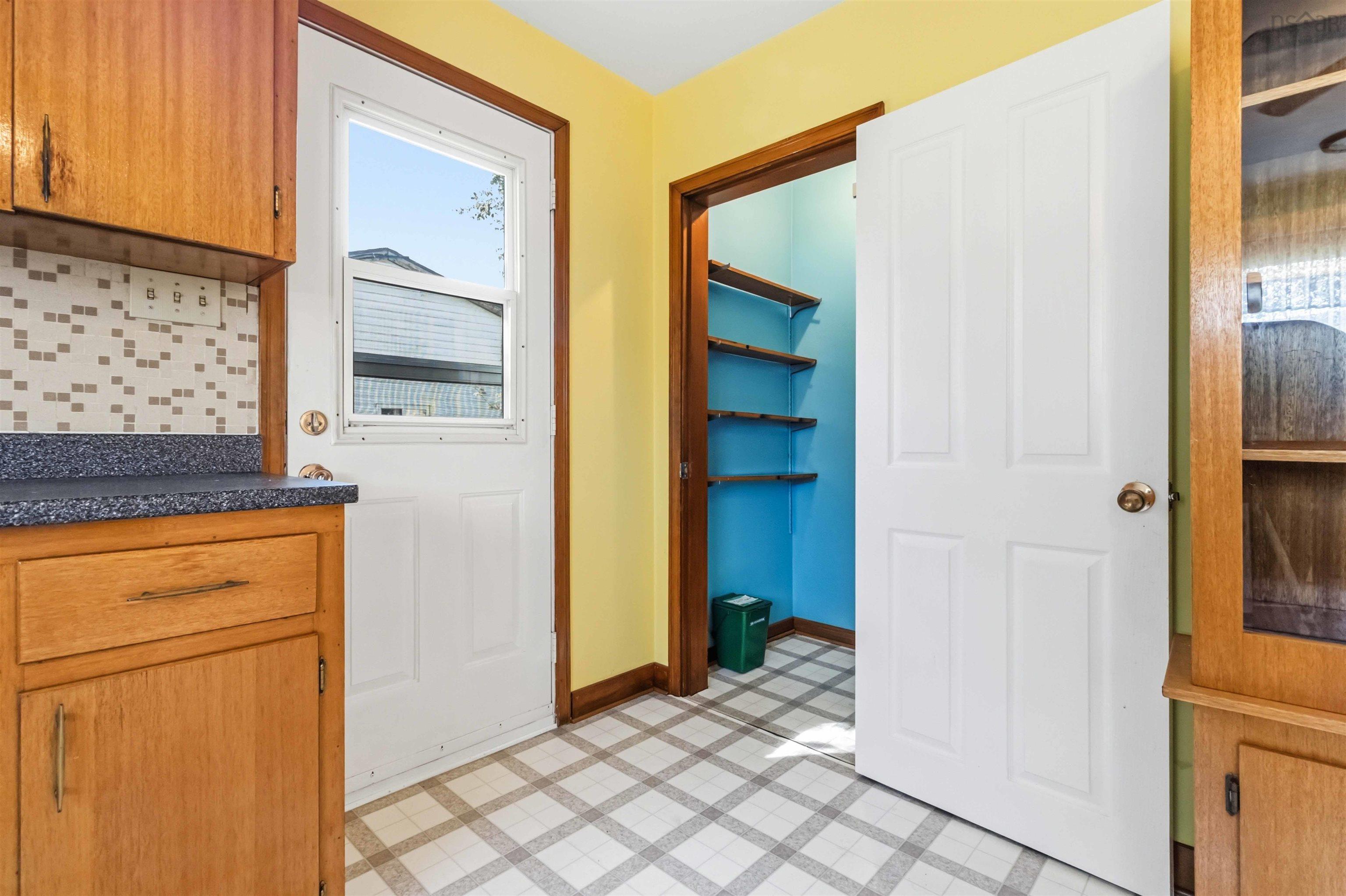$470,000.00: 200 Caledonia Road, Dartmouth