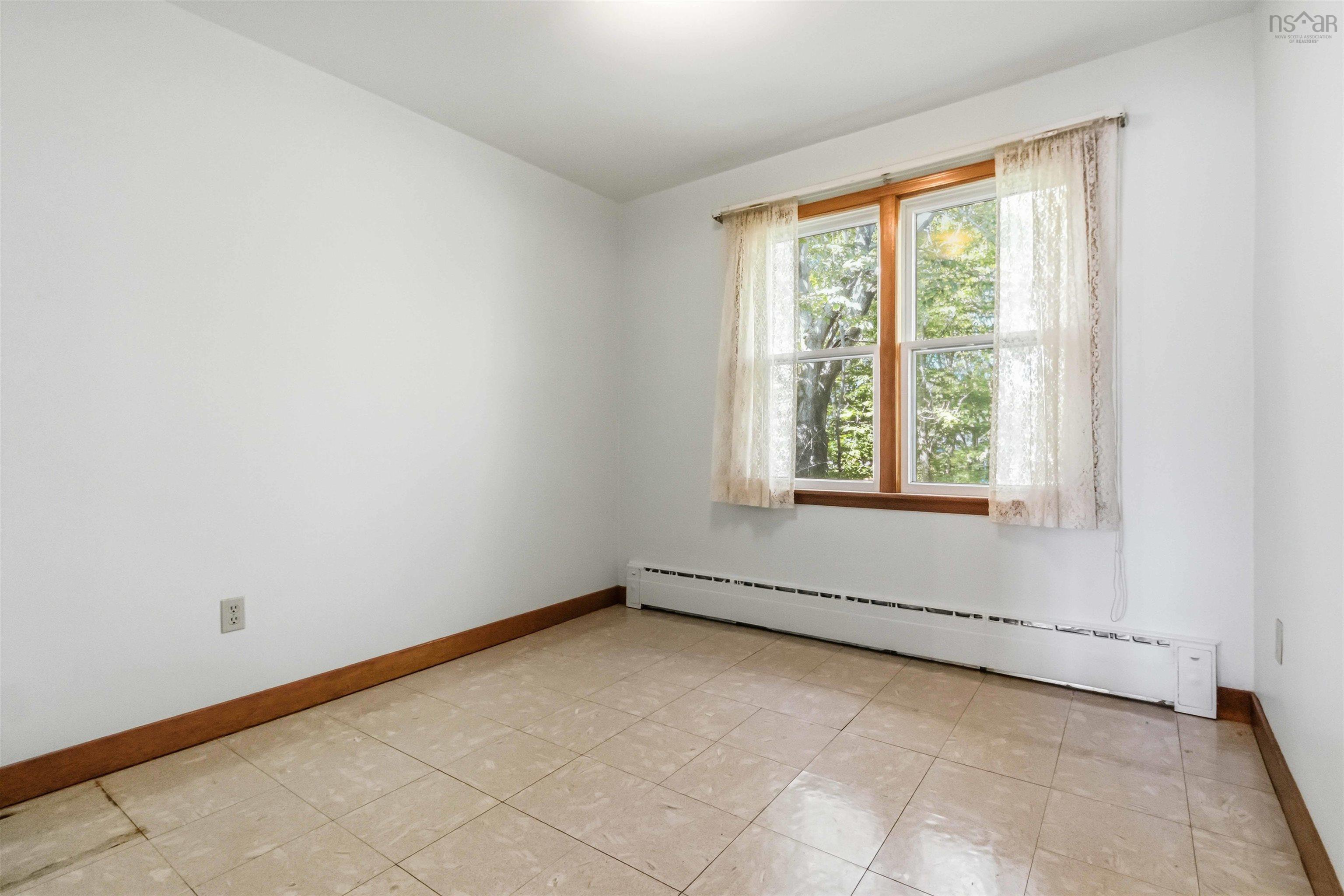 $470,000.00: 200 Caledonia Road, Dartmouth
