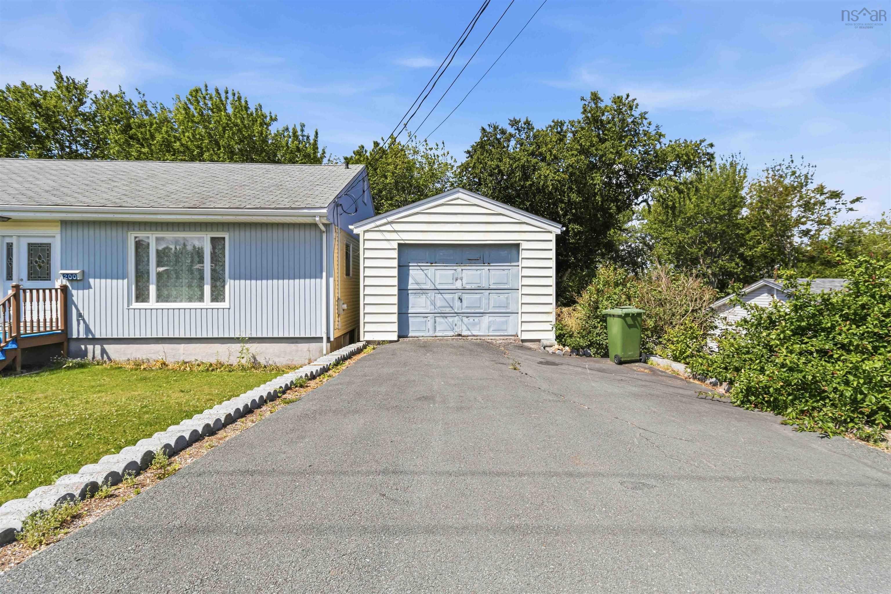 $470,000.00: 200 Caledonia Road, Dartmouth