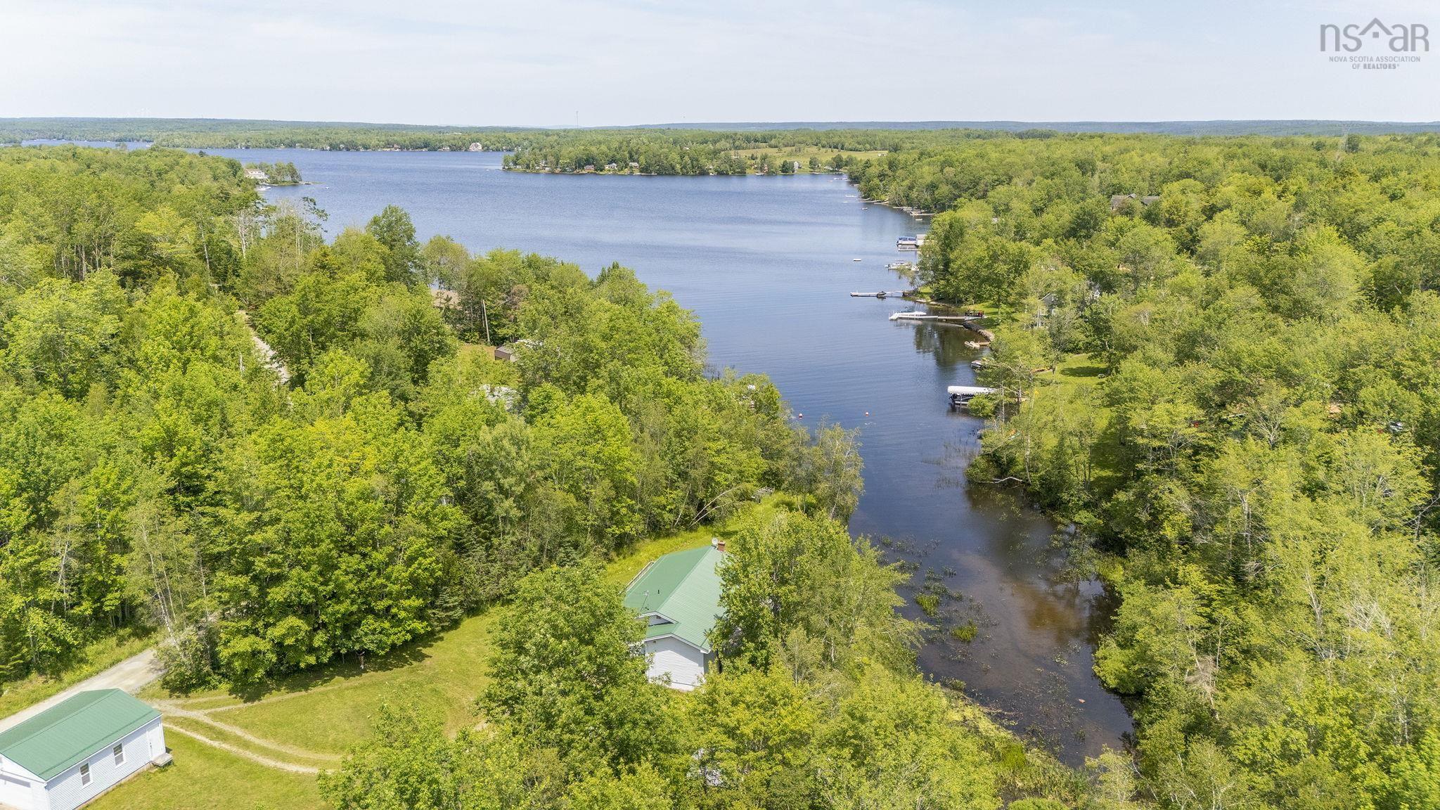 $699,900.00: 50 South Stewart Road, Shortts Lake