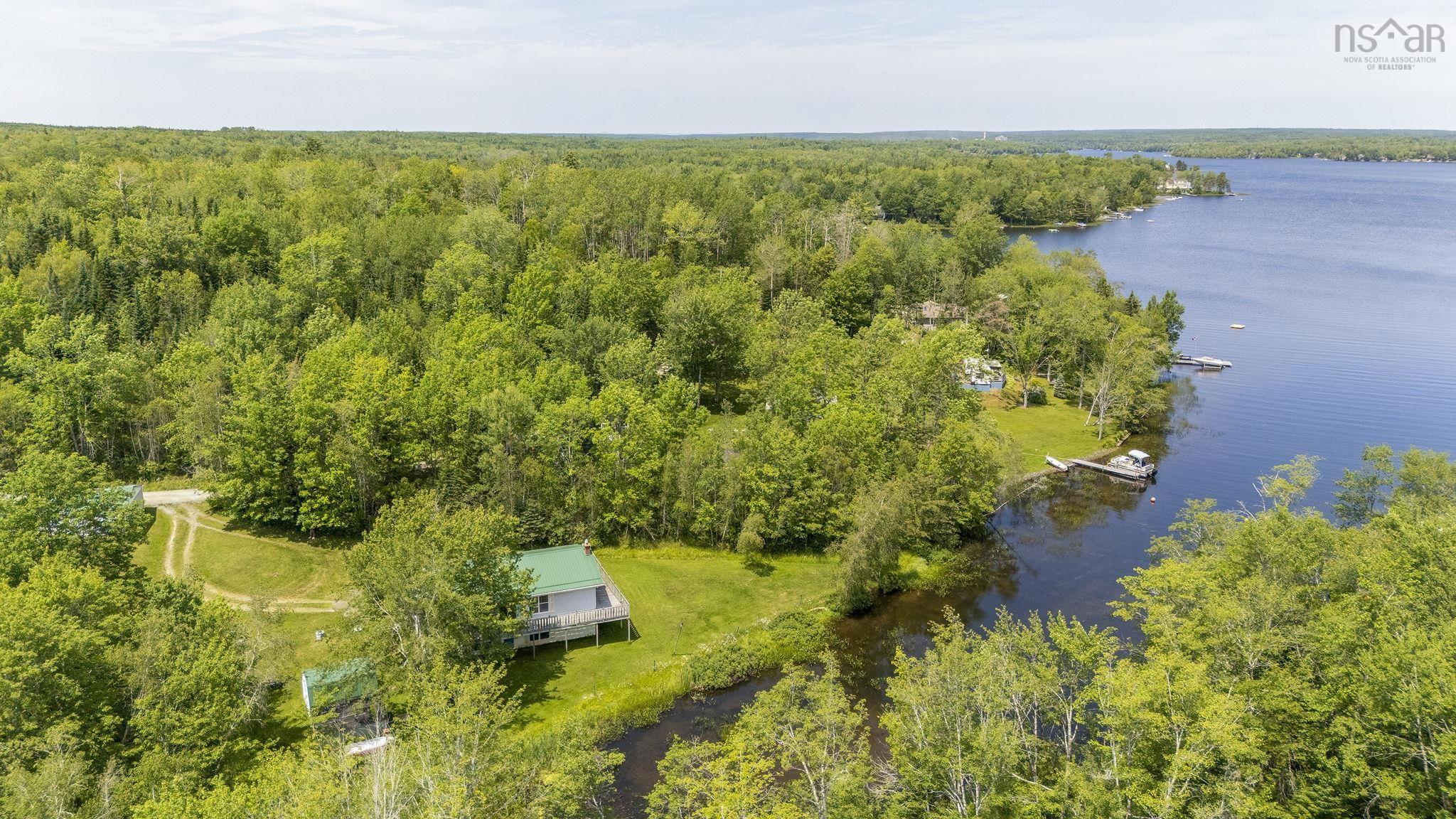 $699,900.00: 50 South Stewart Road, Shortts Lake