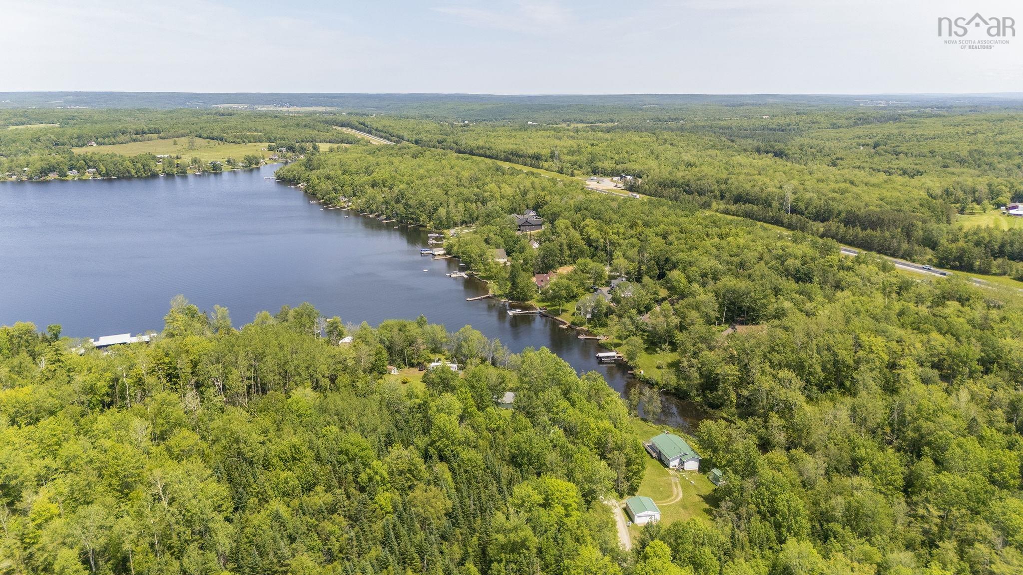 $699,900.00: 50 South Stewart Road, Shortts Lake