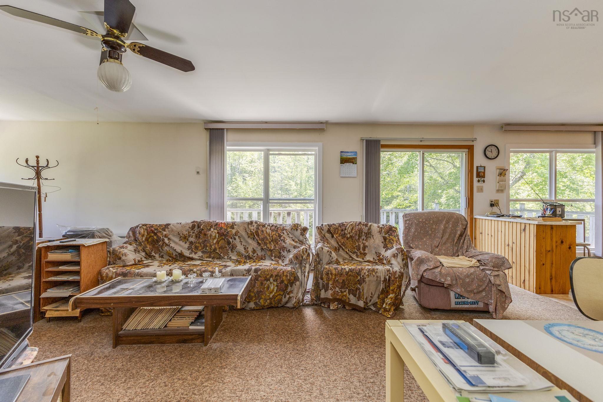 $699,900.00: 50 South Stewart Road, Shortts Lake