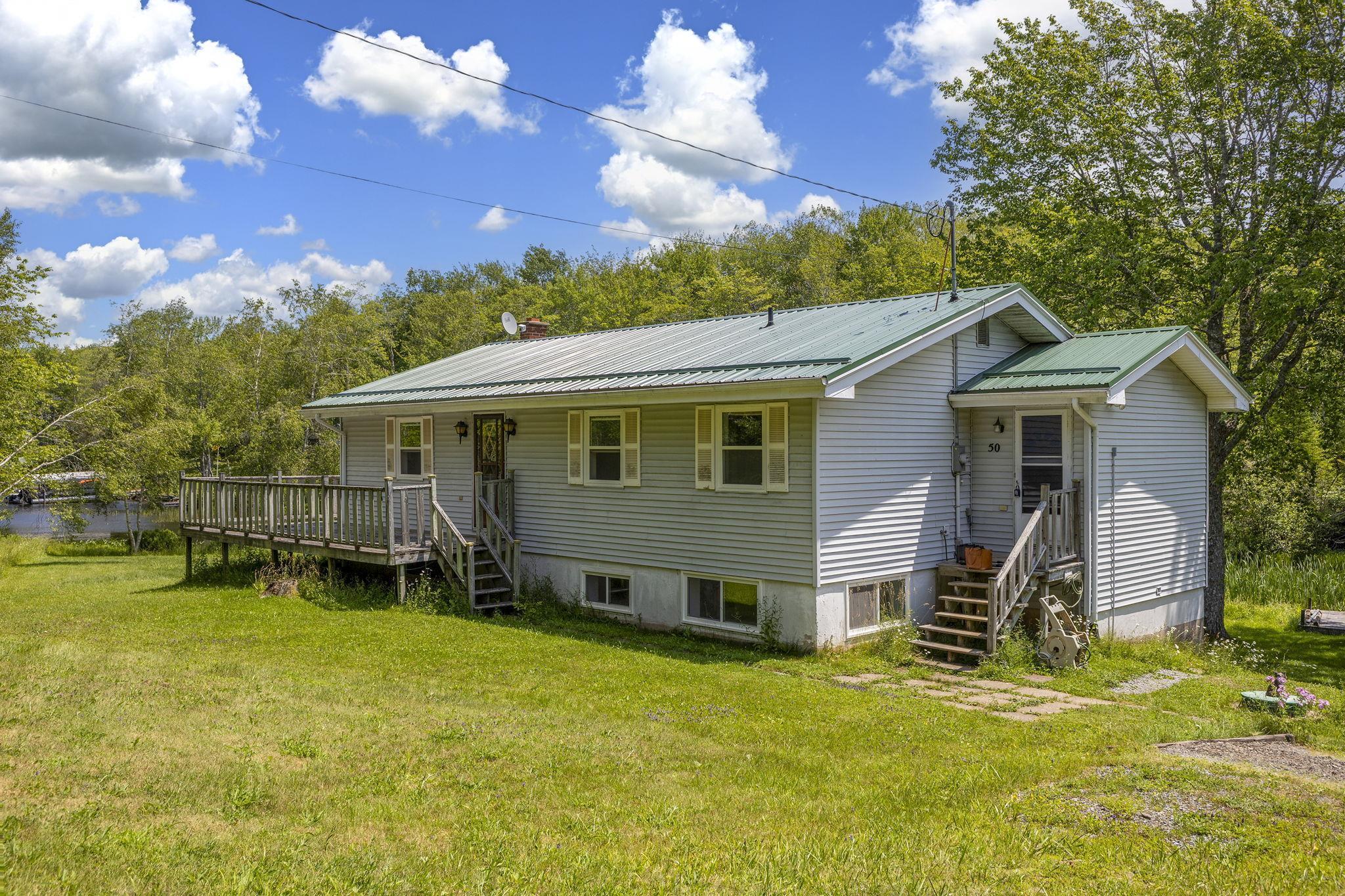 $699,900.00: 50 South Stewart Road, Shortts Lake