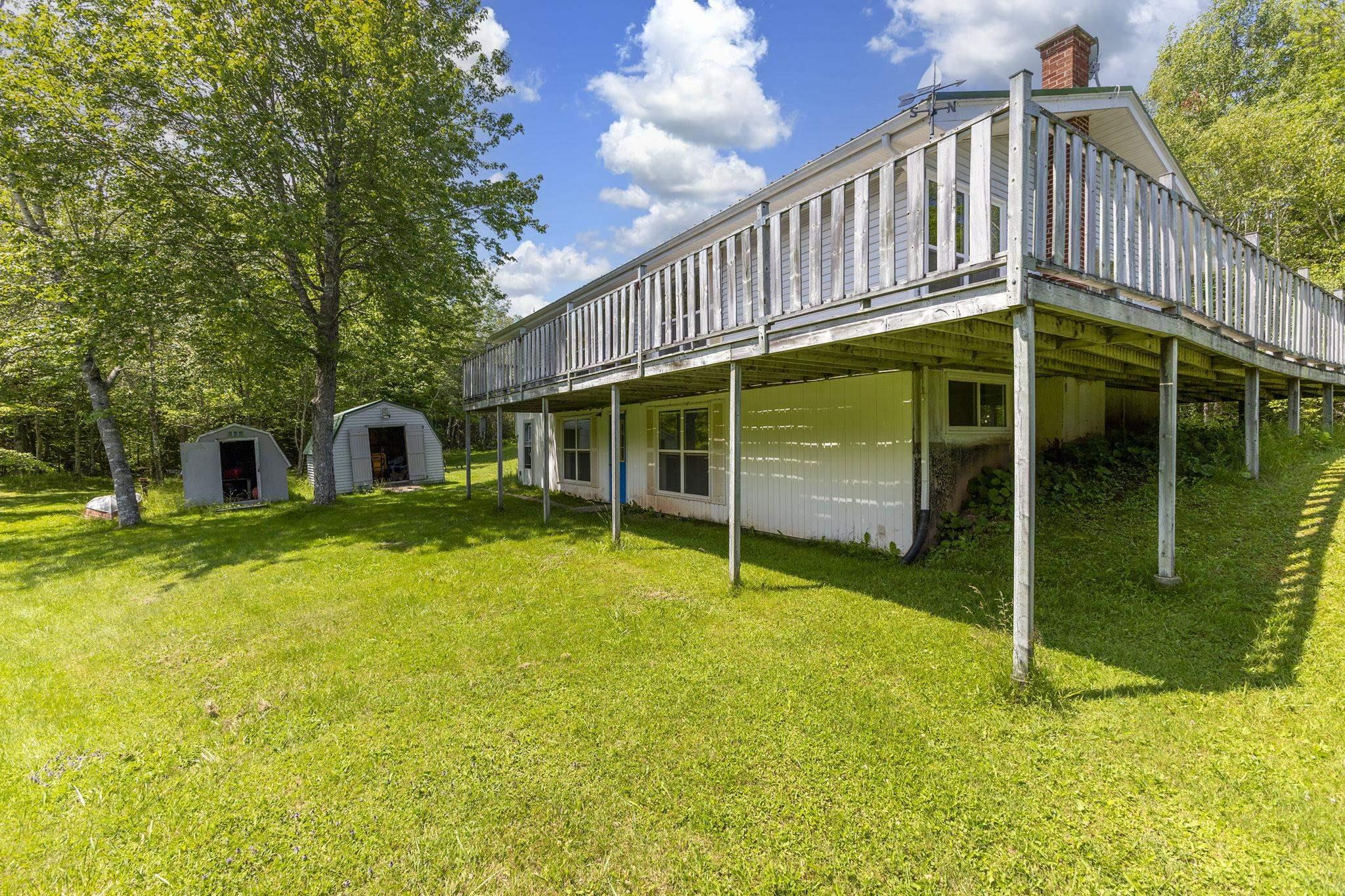 $699,900.00: 50 South Stewart Road, Shortts Lake