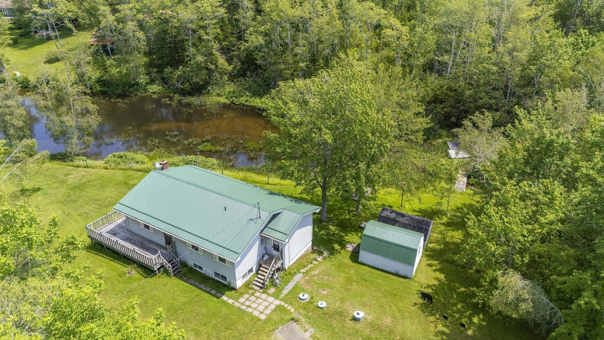 $699,900.00: 50 South Stewart Road, Shortts Lake
