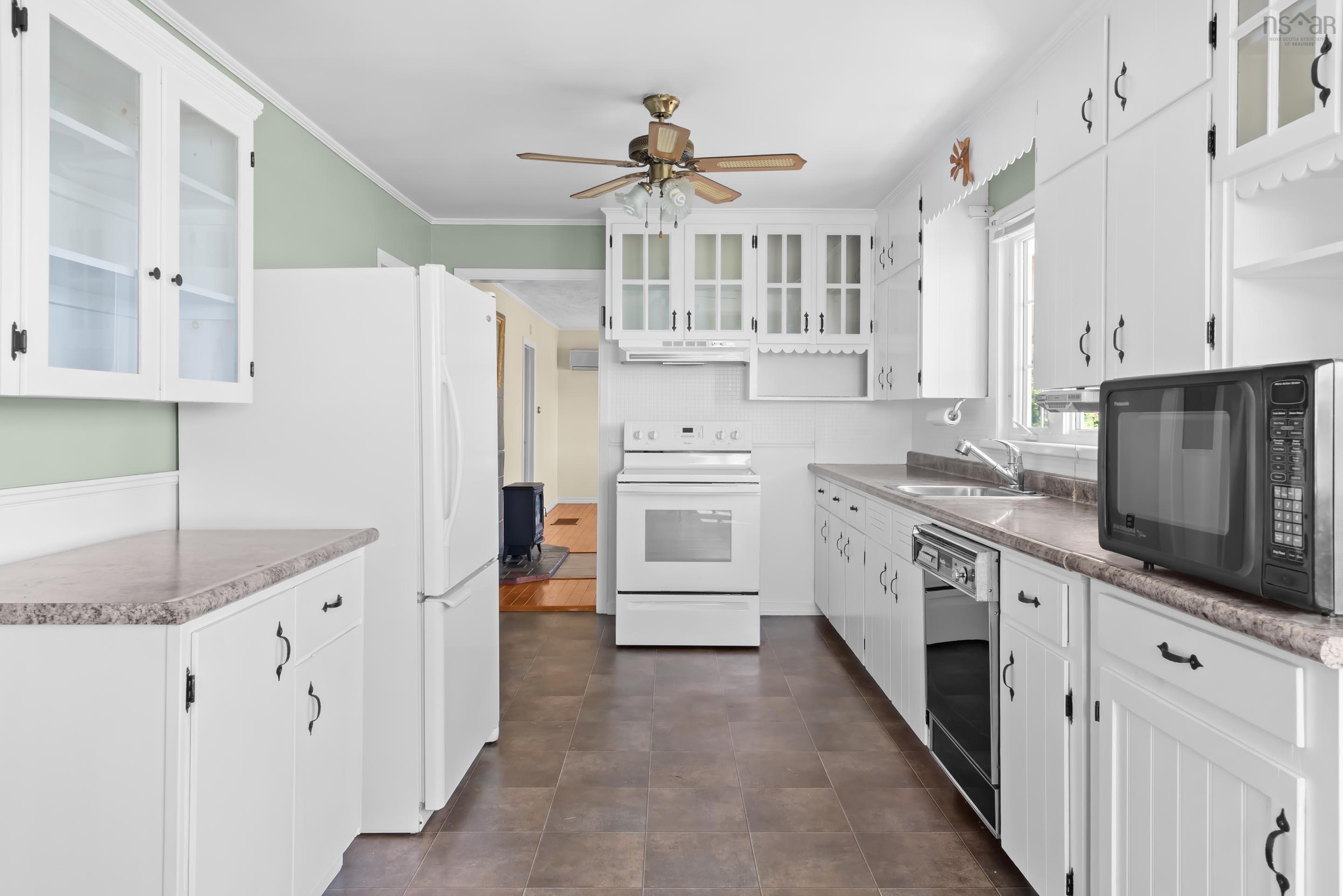 $465,000.00: 698 Oakland Road, Indian Point