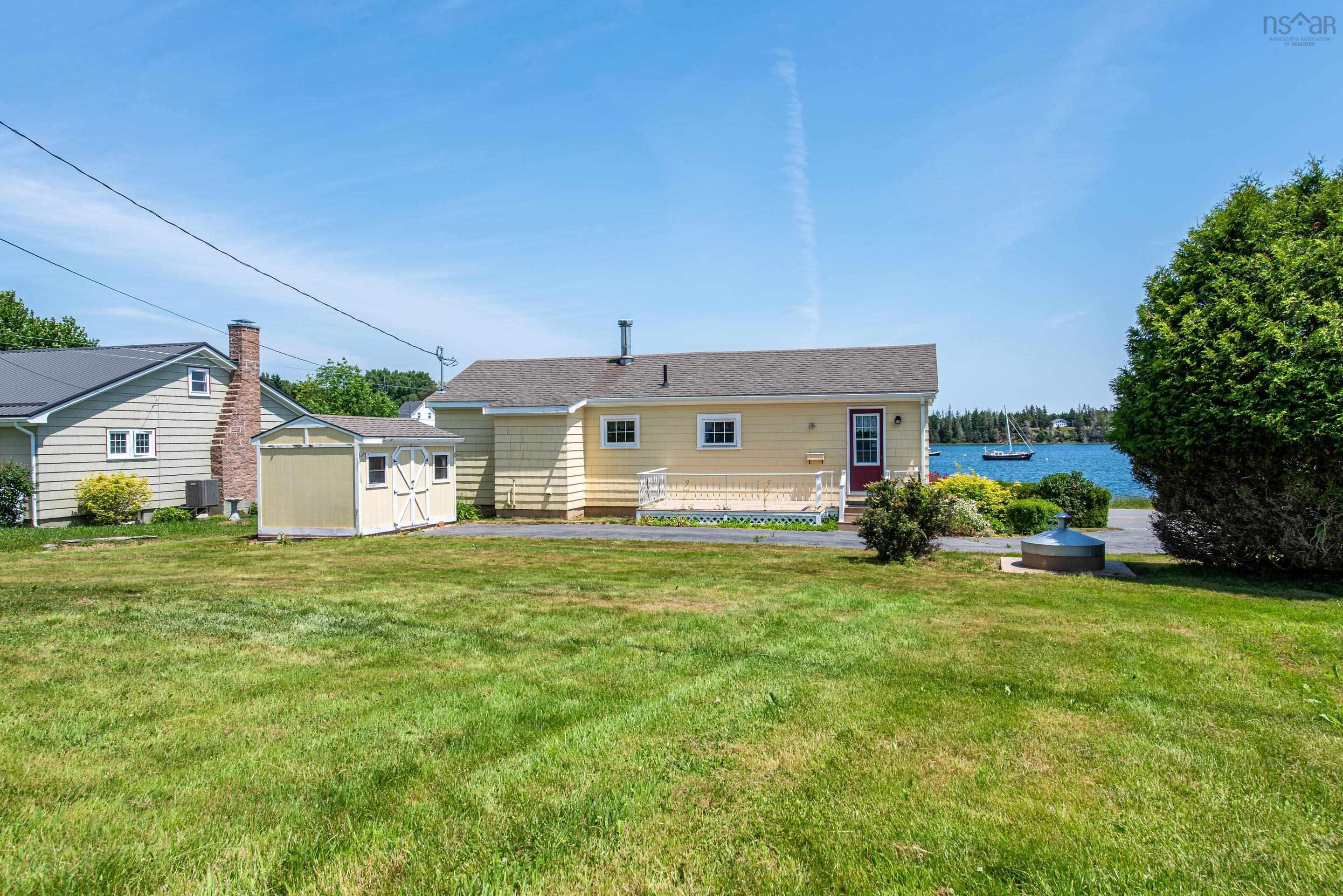$465,000.00: 698 Oakland Road, Indian Point