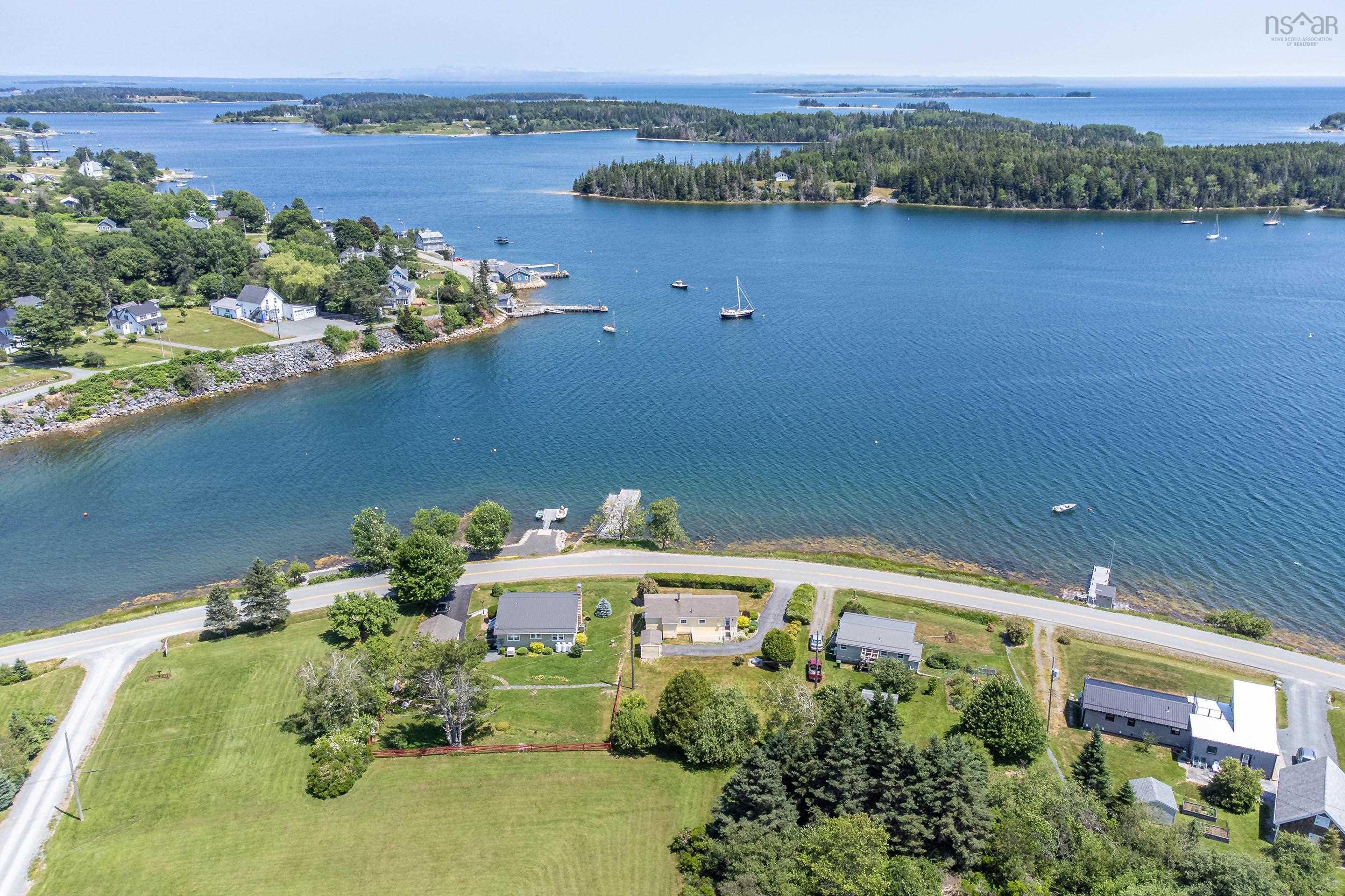 $465,000.00: 698 Oakland Road, Indian Point