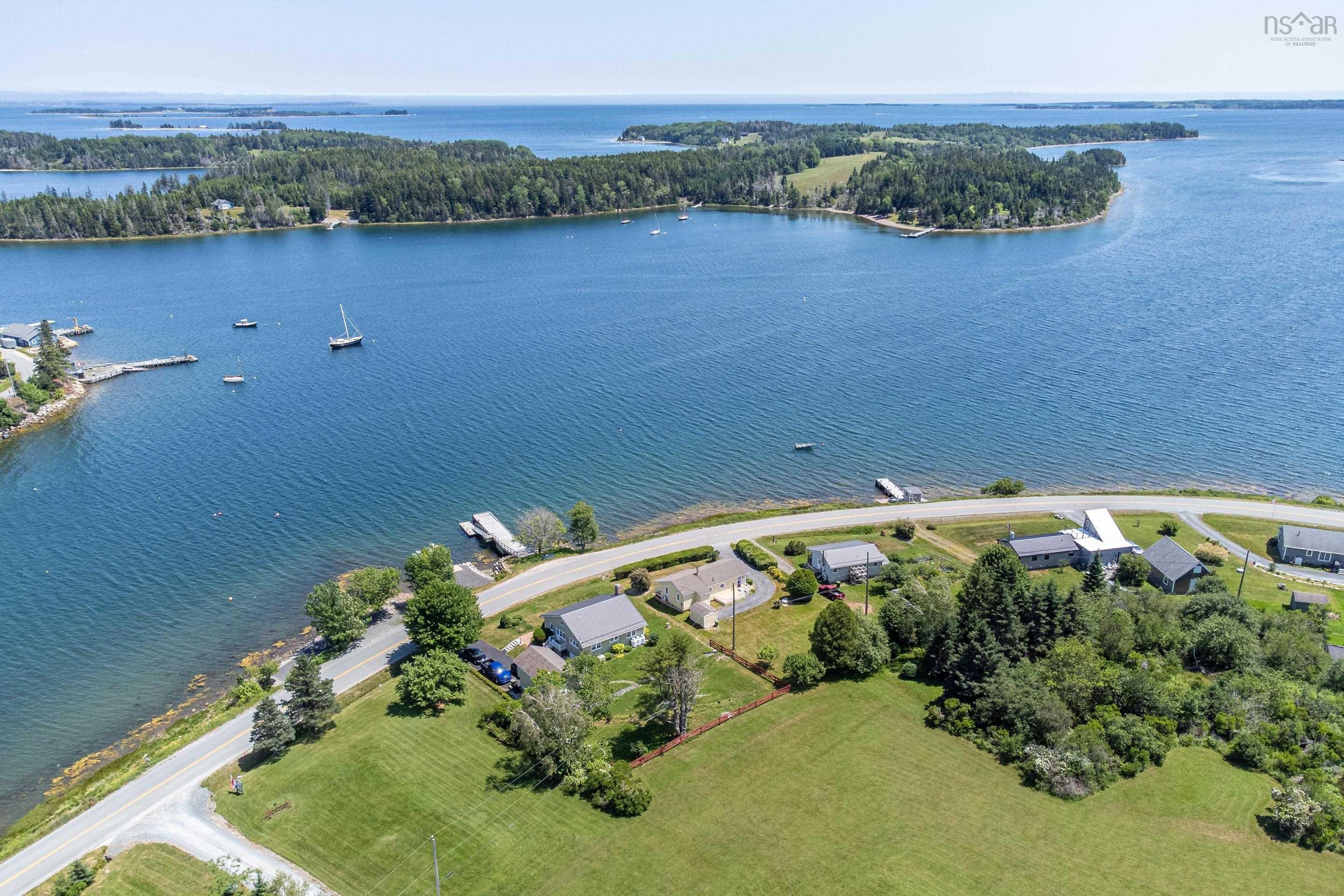 $465,000.00: 698 Oakland Road, Indian Point