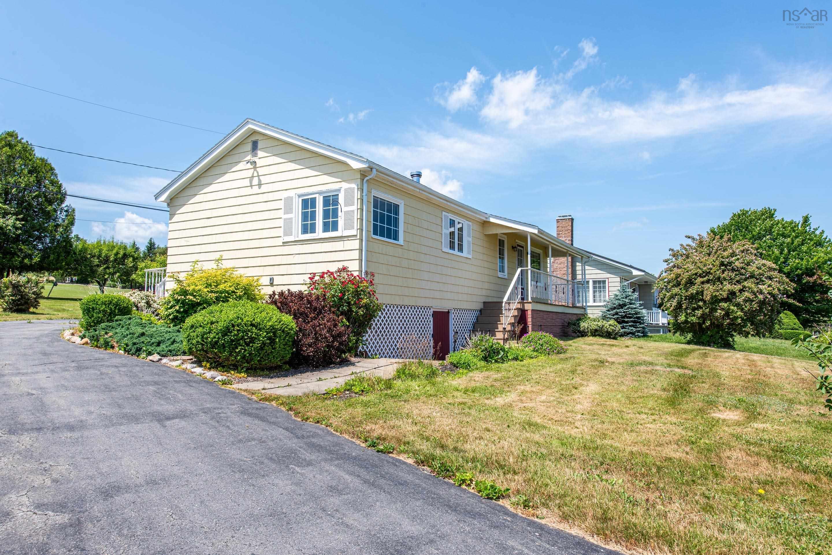 $465,000.00: 698 Oakland Road, Indian Point