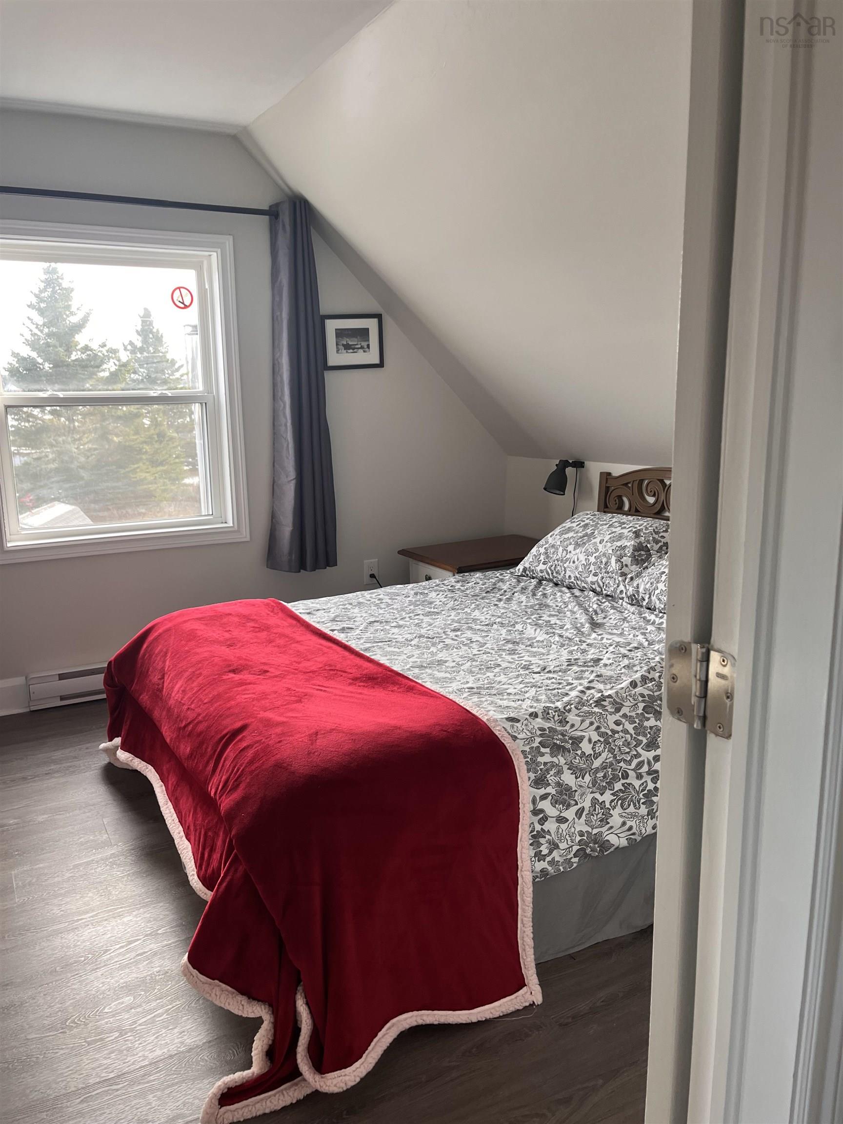 $449,900.00: 21 Fawsons Cove Road, West Pennant