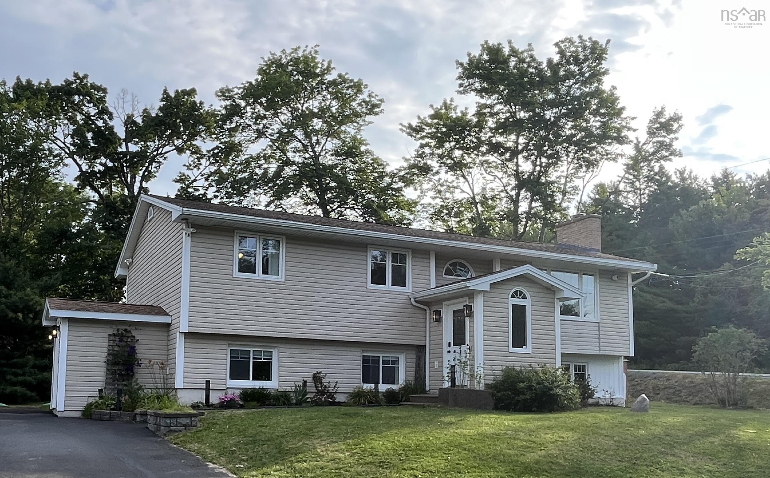 $549,000.00: 1 Brook Street, Fletchers Lake