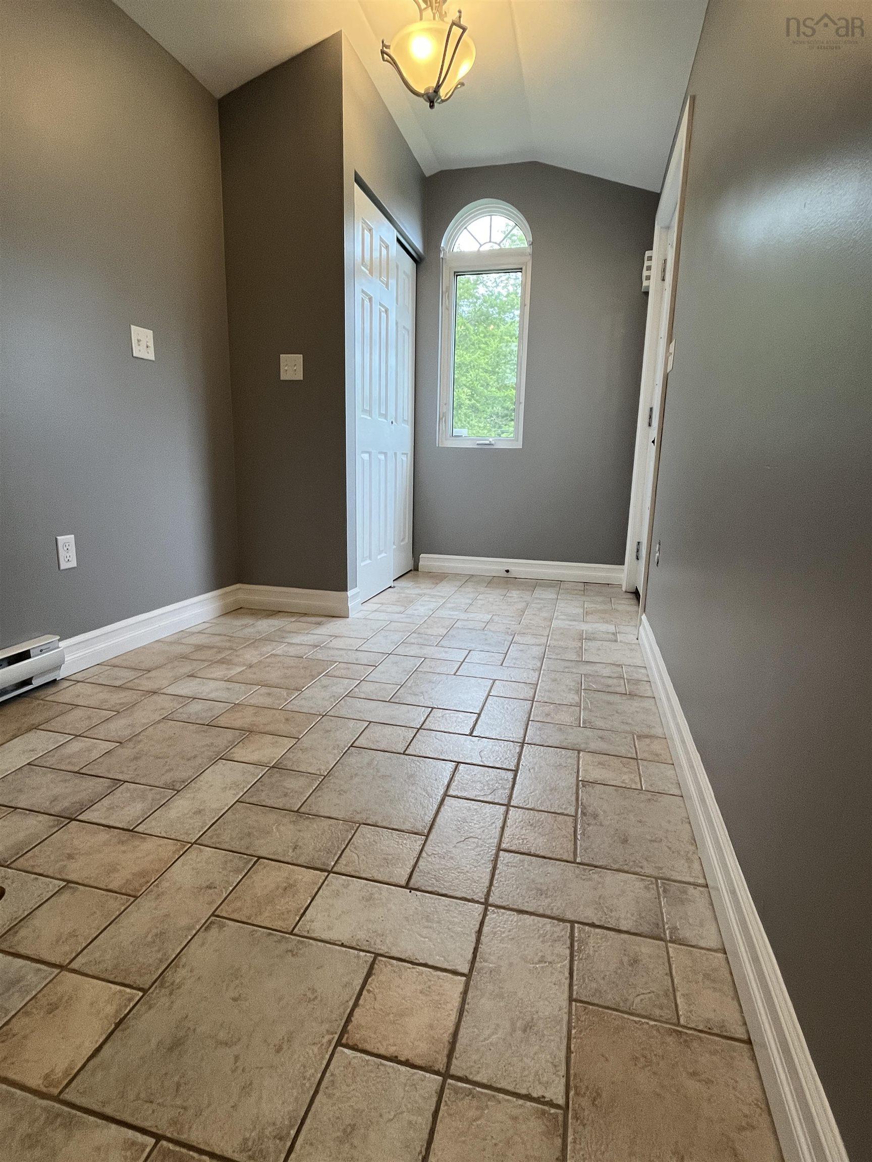 $549,000.00: 1 Brook Street, Fletchers Lake