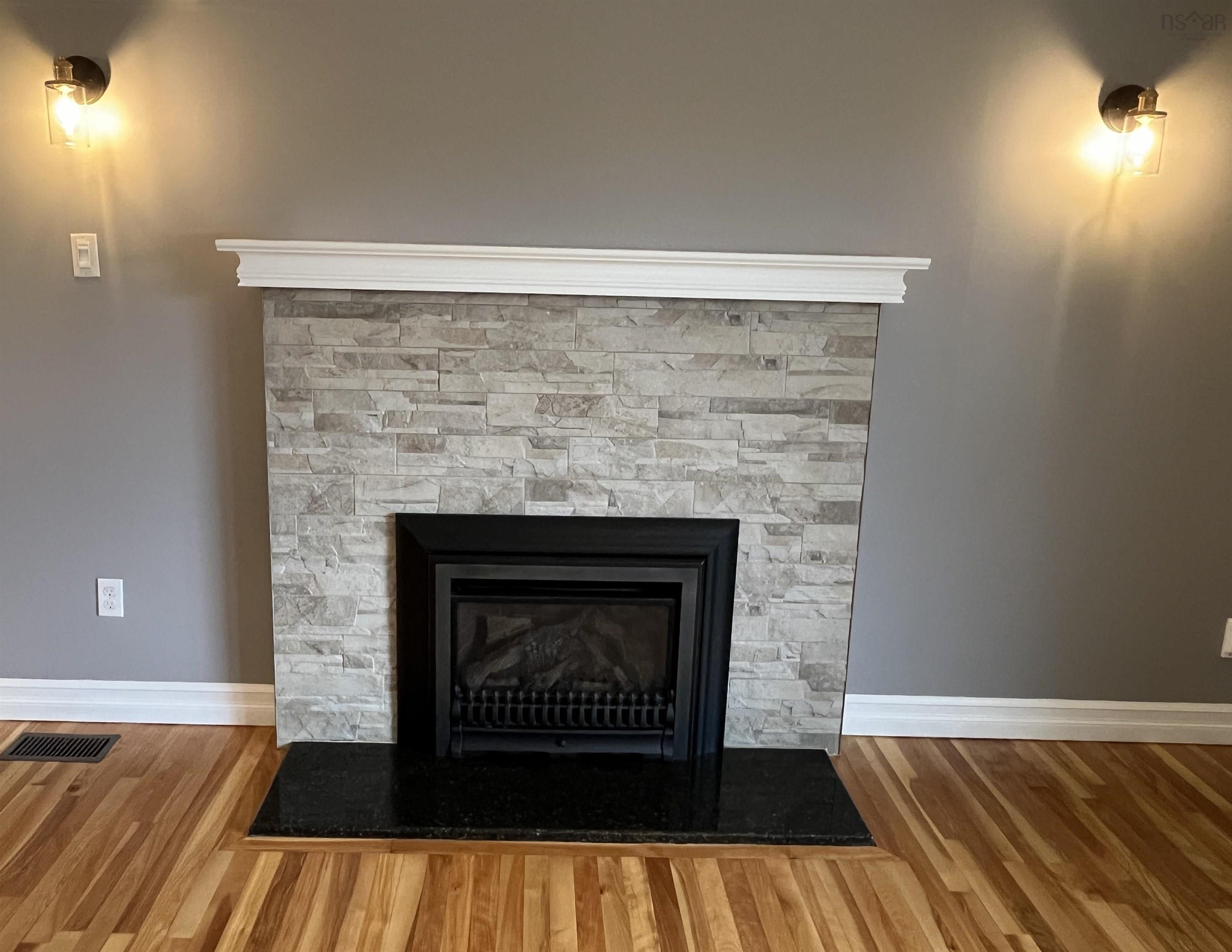 $549,000.00: 1 Brook Street, Fletchers Lake