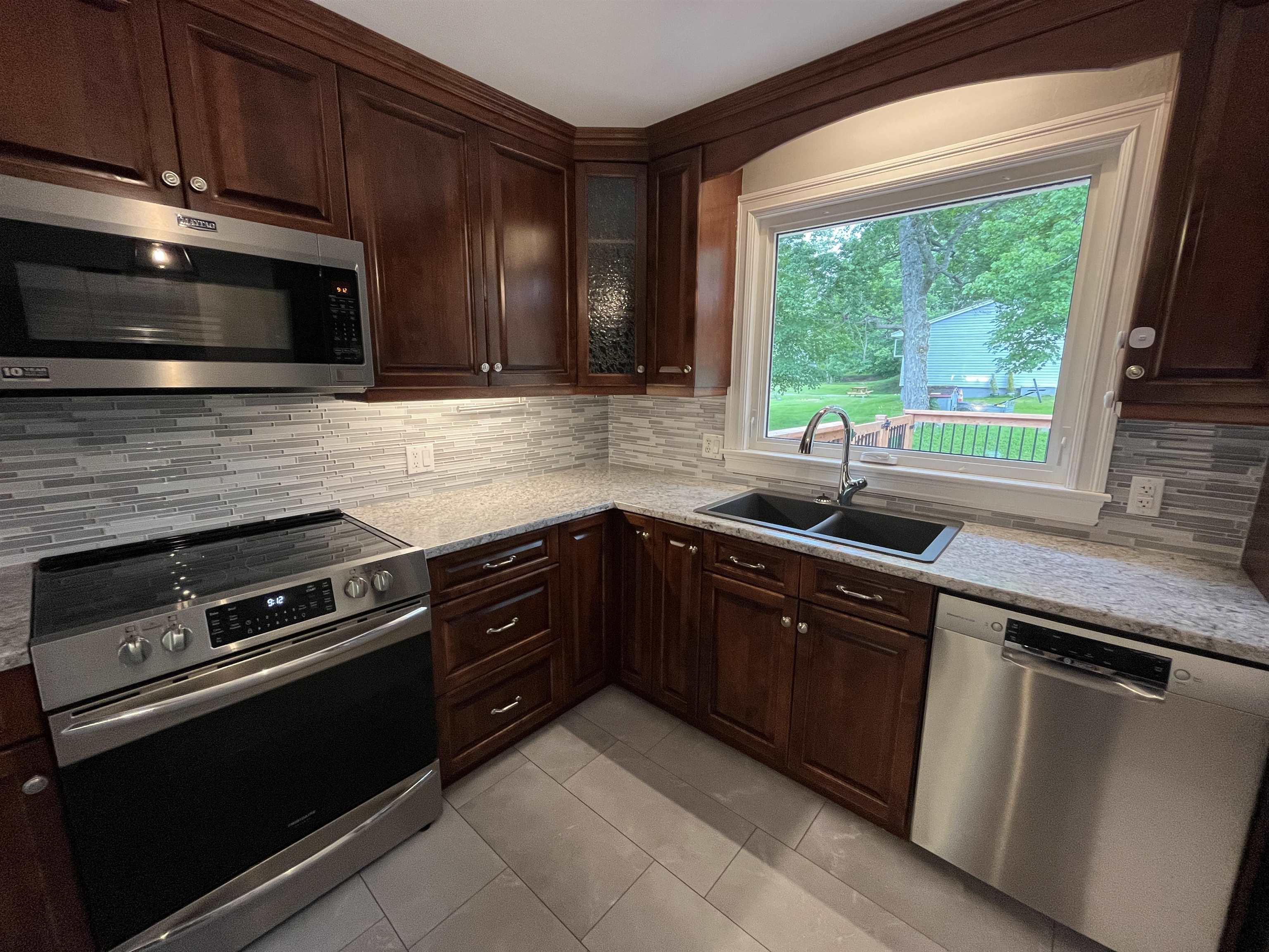 $549,000.00: 1 Brook Street, Fletchers Lake