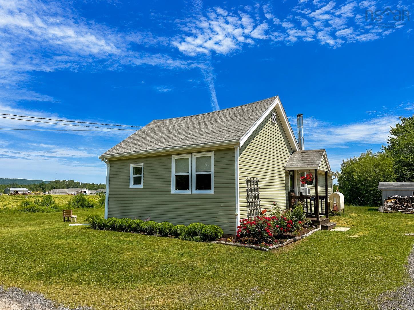 $315,000.00: 926 North Bishop Road, Lakeville