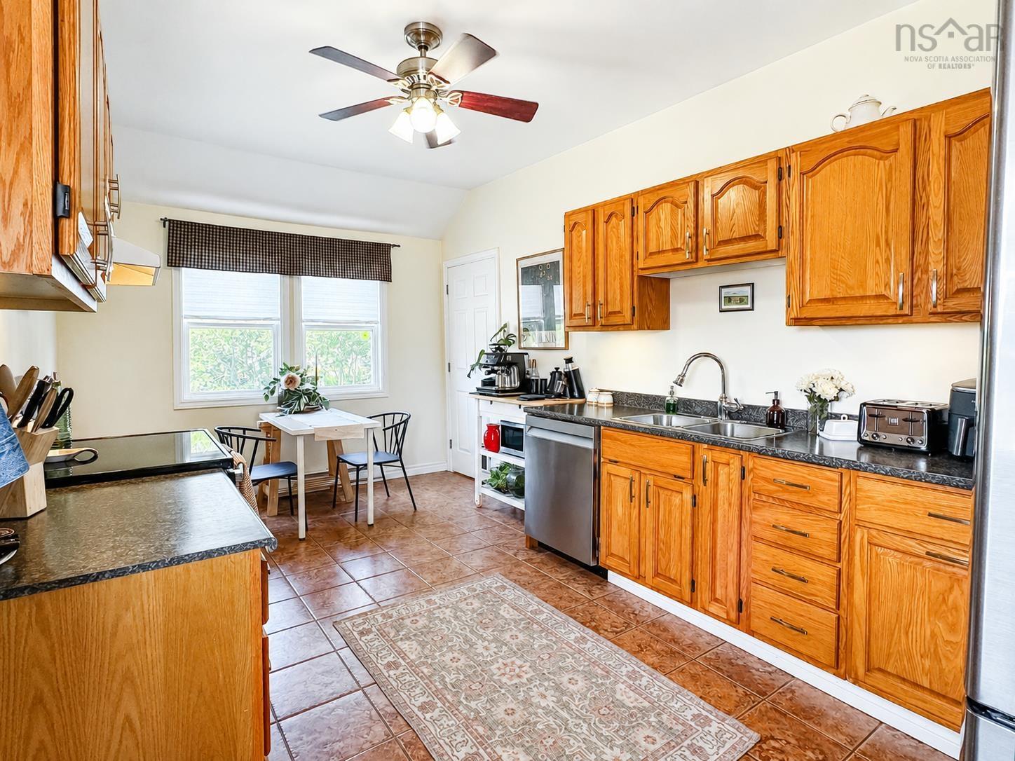 $315,000.00: 926 North Bishop Road, Lakeville