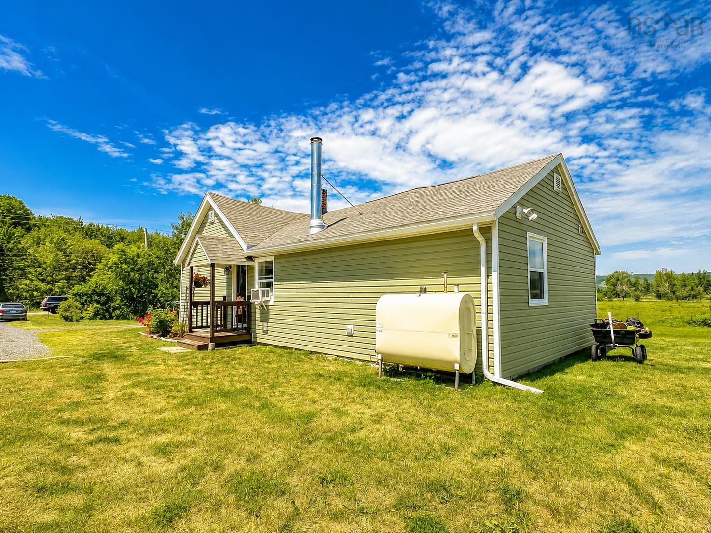 $315,000.00: 926 North Bishop Road, Lakeville