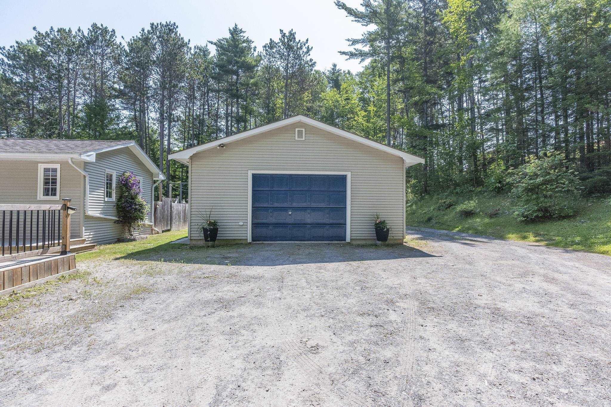 $625,000.00: 2948 Borden Street, Coldbrook